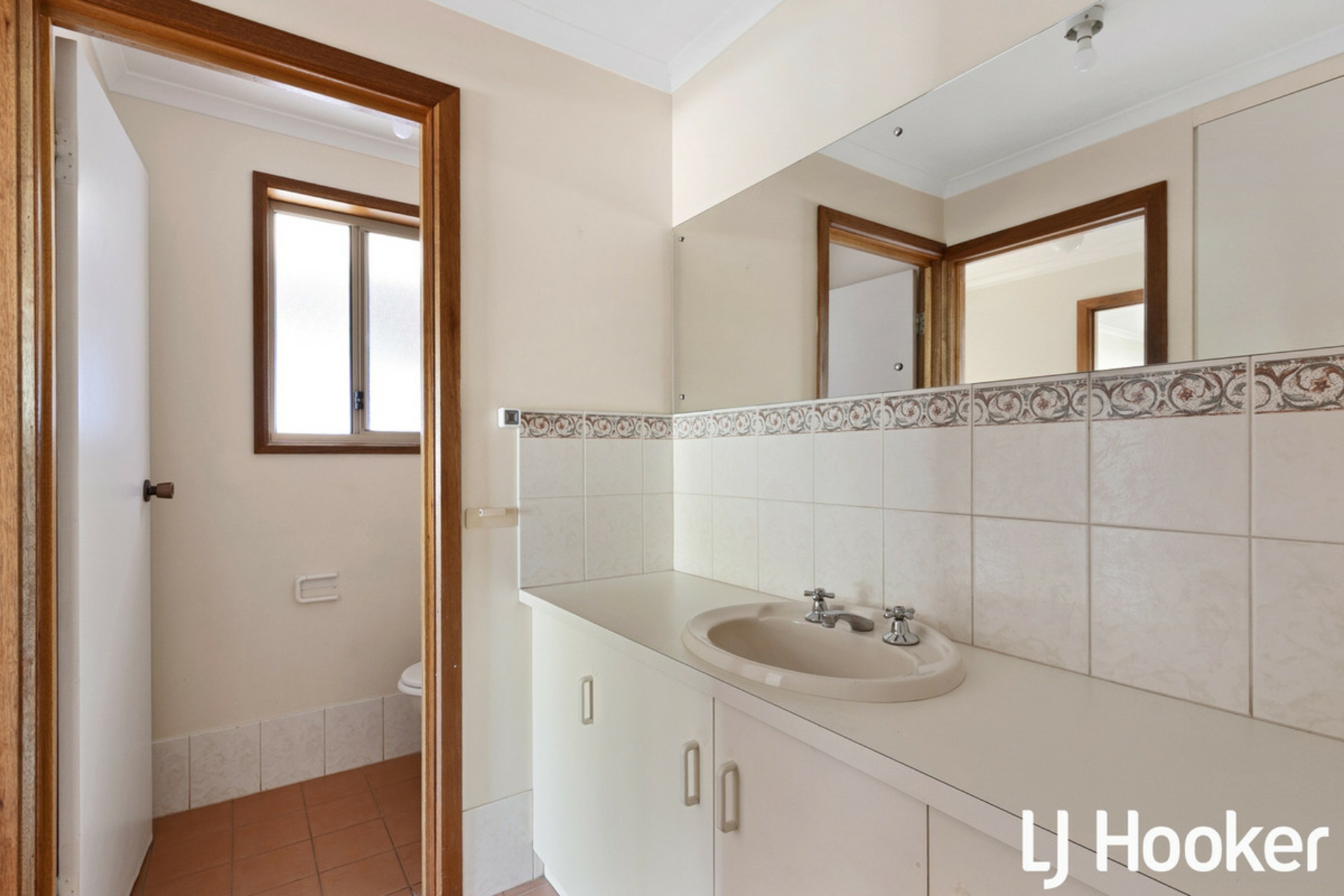 86 Paxton Street — photo 9 of 10