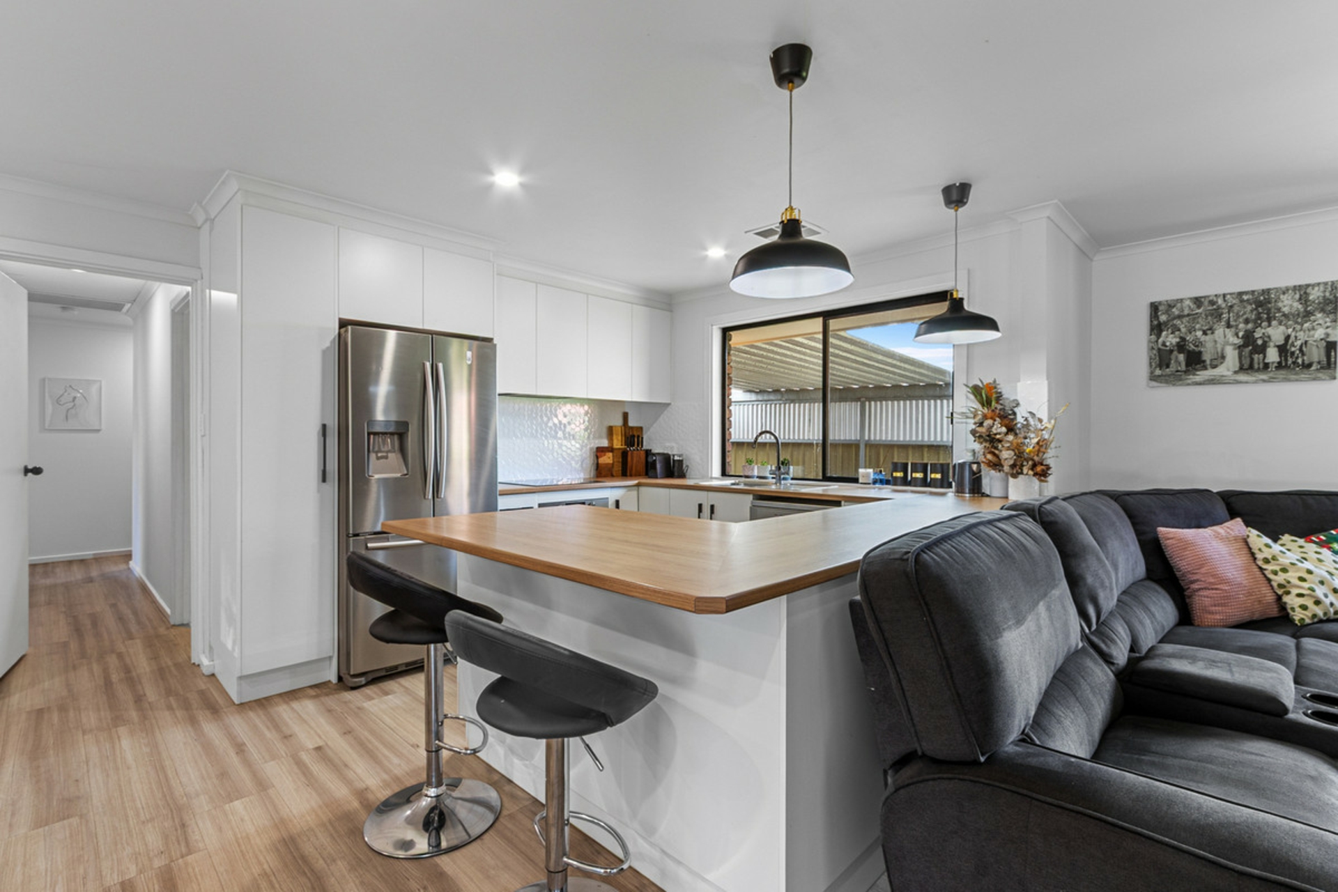 8 Holmes Street — photo 4 of 20