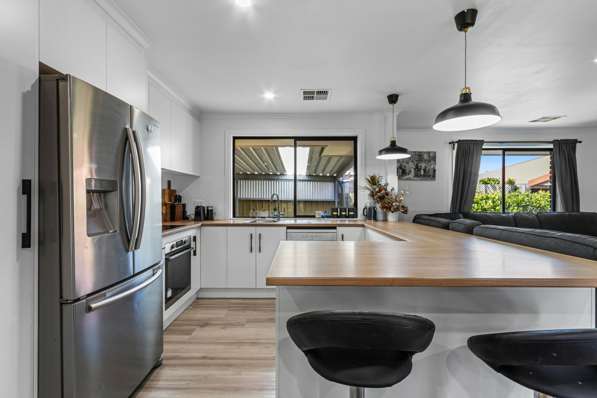8 Holmes Street — photo 5 of 20
