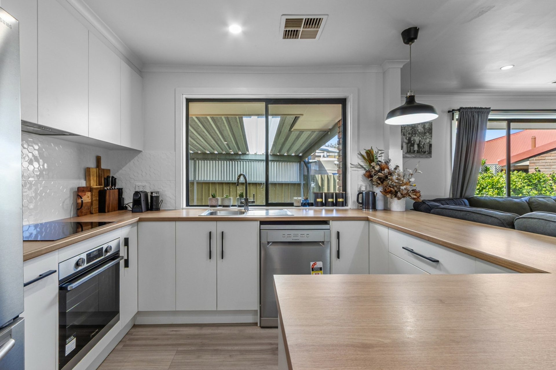 8 Holmes Street — photo 6 of 20