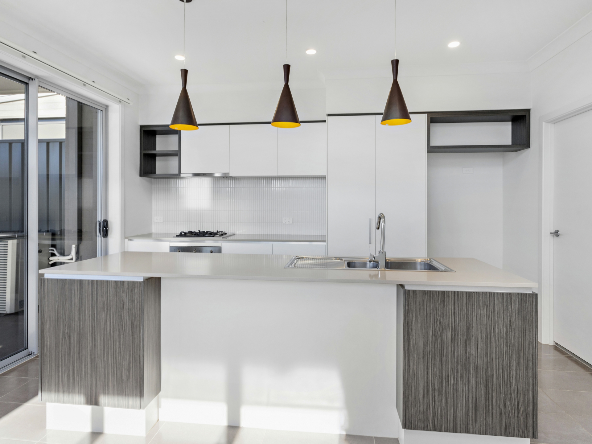8 Cowries Avenue, SHELL COVE