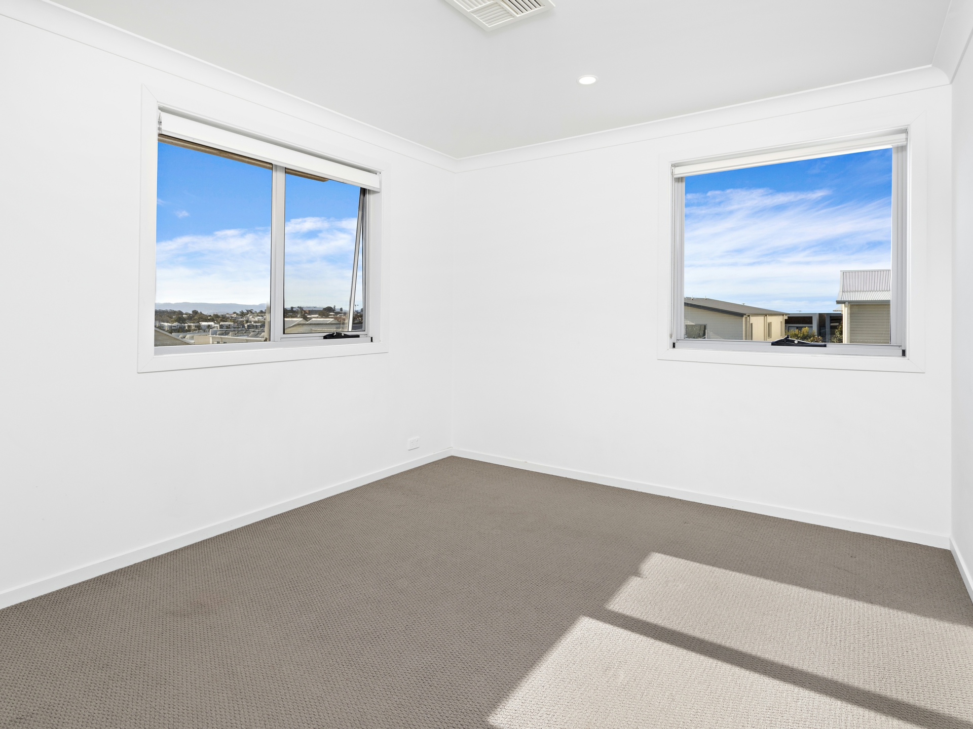 8 Cowries Avenue, SHELL COVE