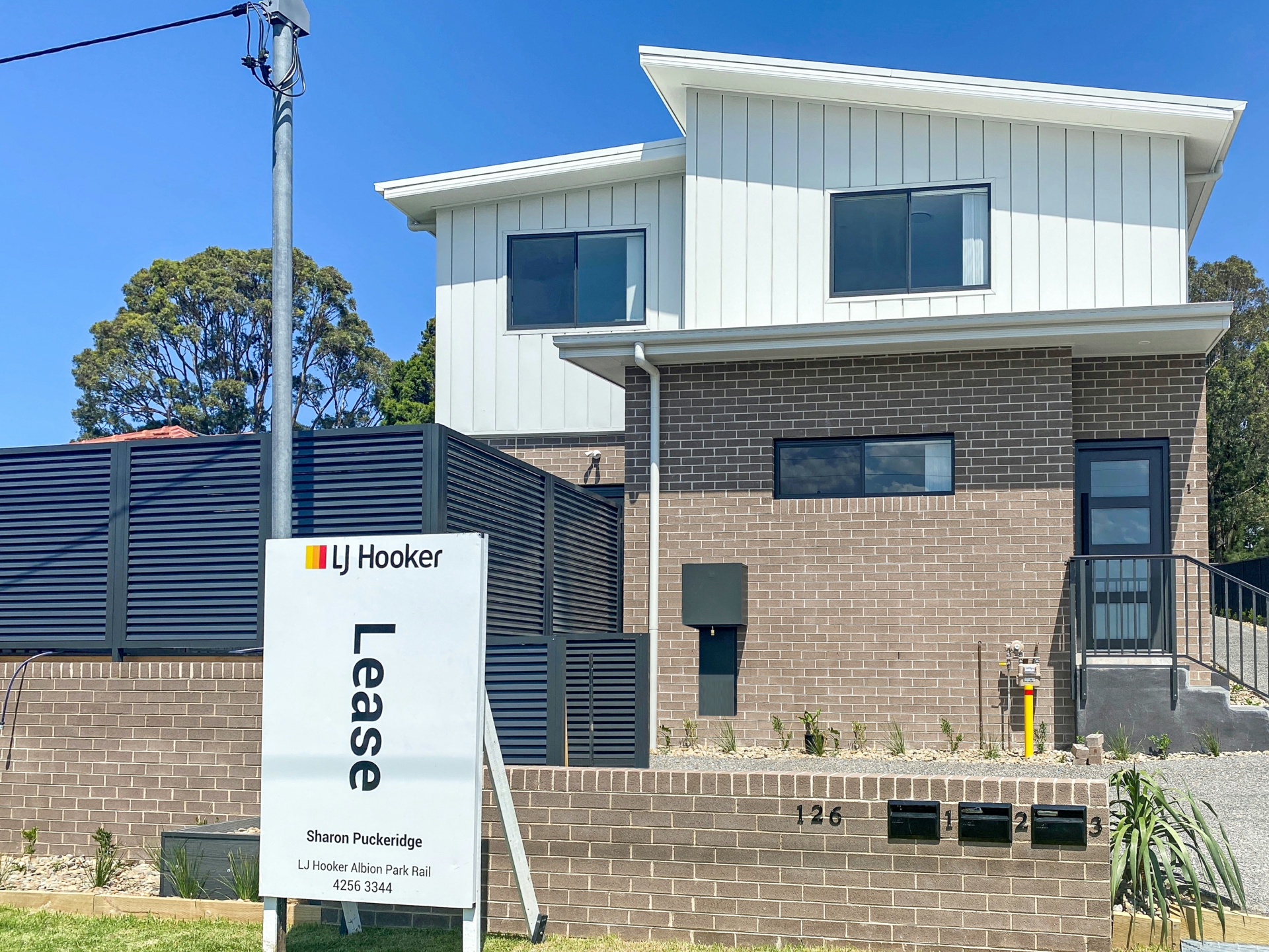 1/126 Lake Entrance Rd, OAK FLATS