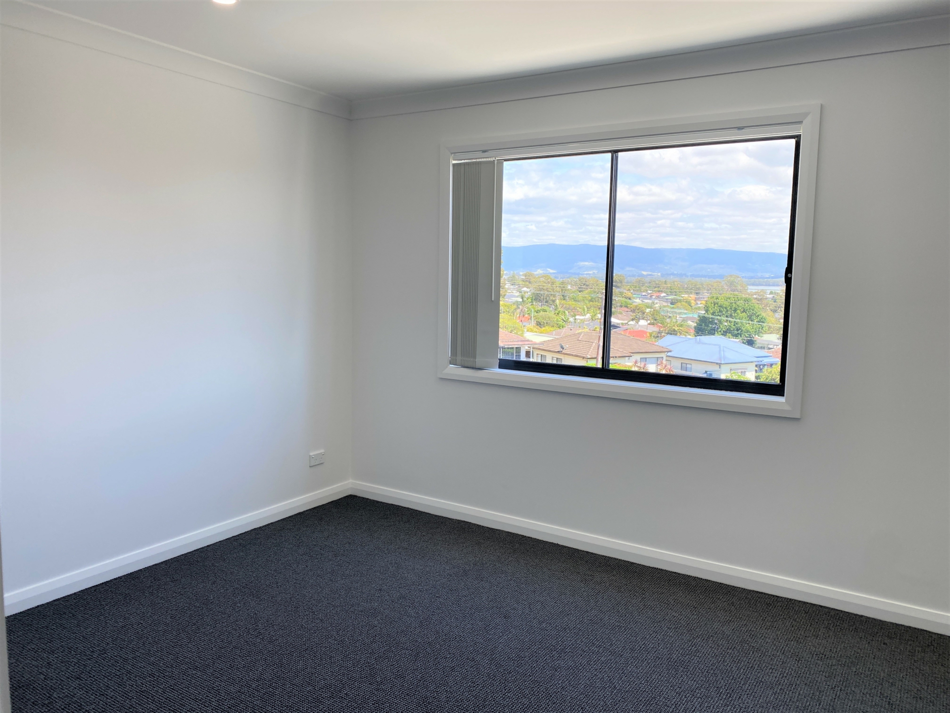 1/126 Lake Entrance Rd, OAK FLATS