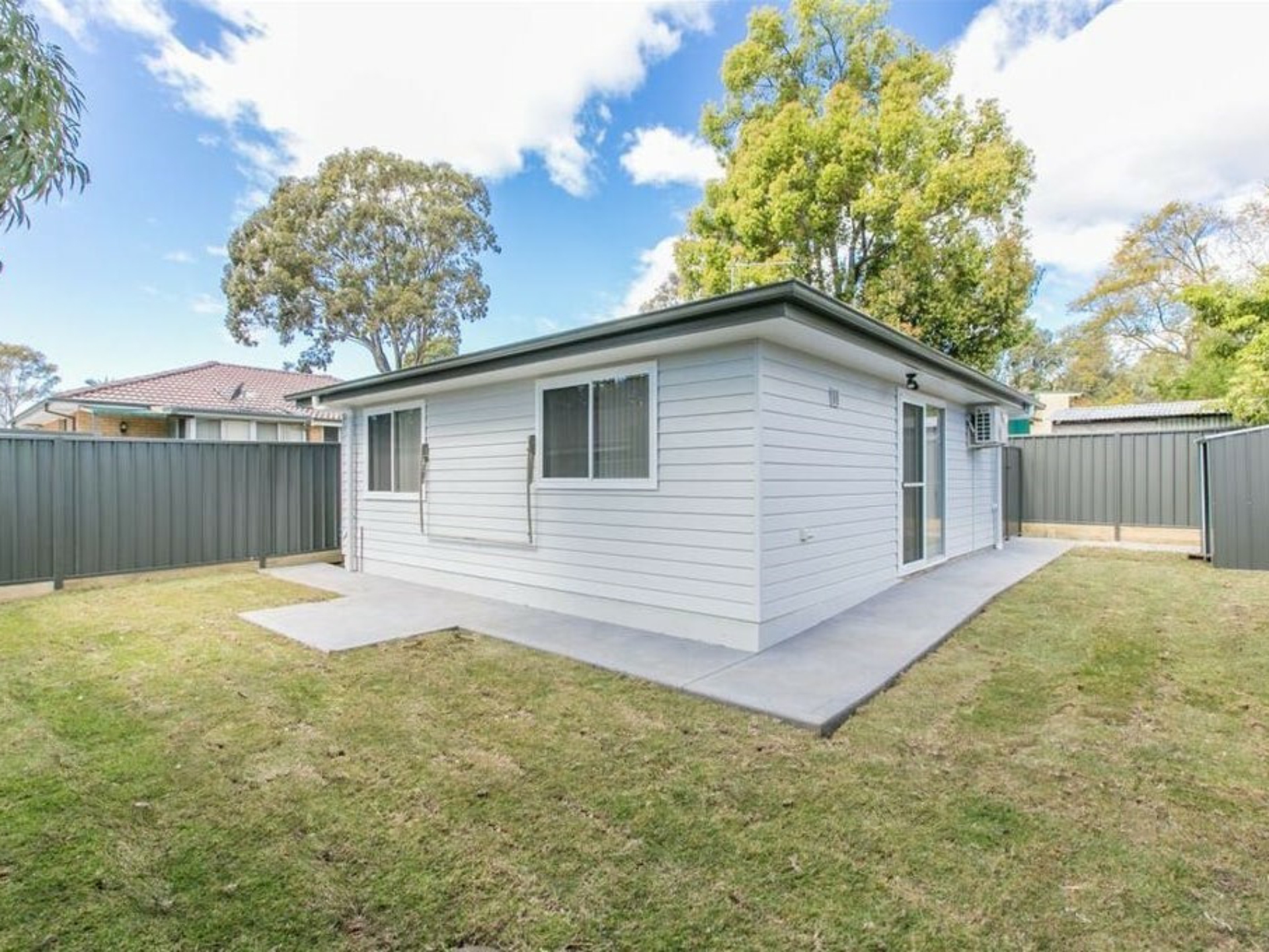 12a Lobelia St, ALBION PARK RAIL