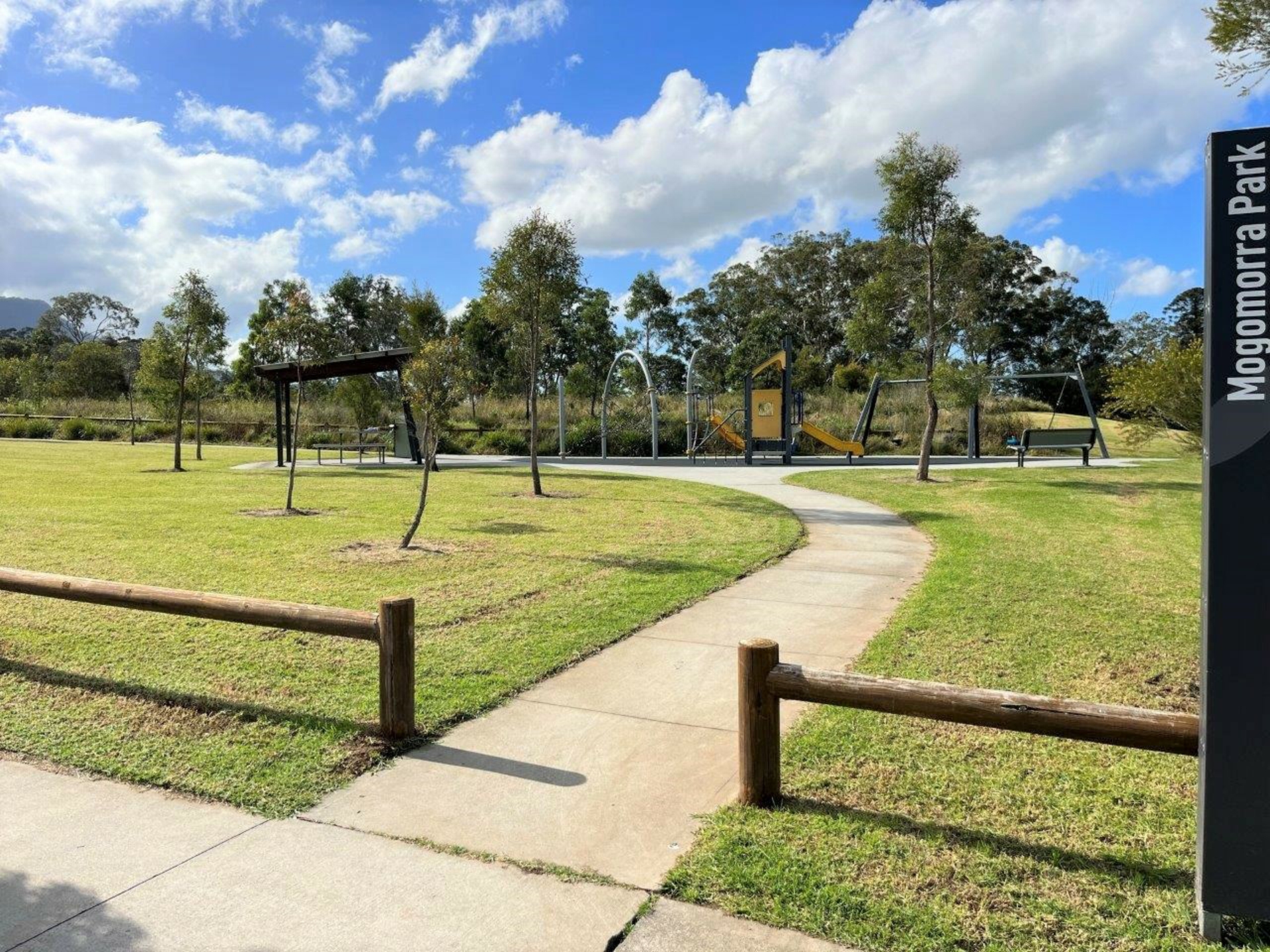 31 Saddleback Cres, KEMBLA GRANGE