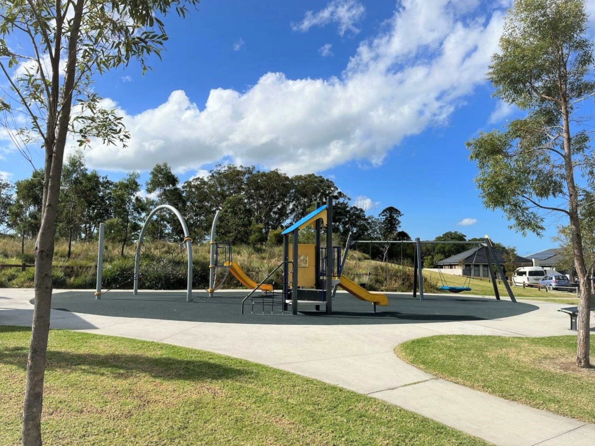 31 Saddleback Cres, KEMBLA GRANGE