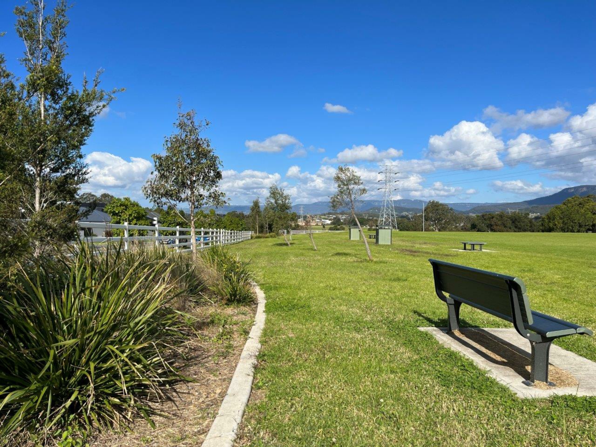 31 Saddleback Cres, KEMBLA GRANGE