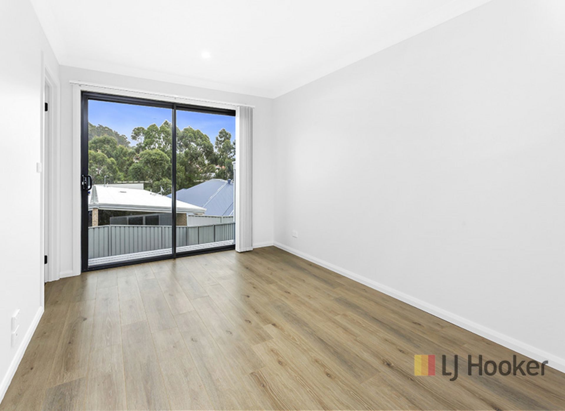 14 Valley View Cres, ALBION PARK