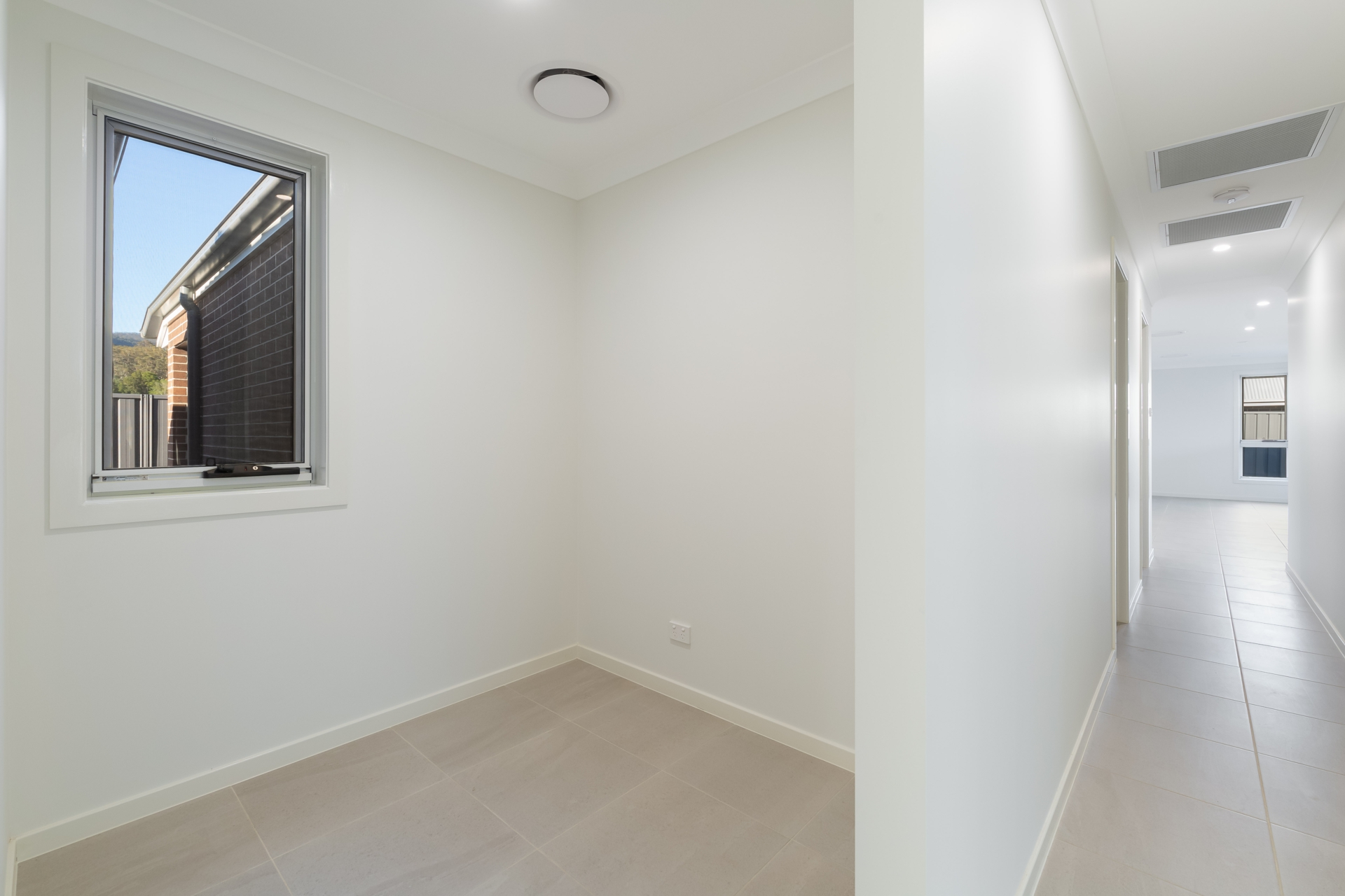 26 Neeson Rd — photo 10 of 17