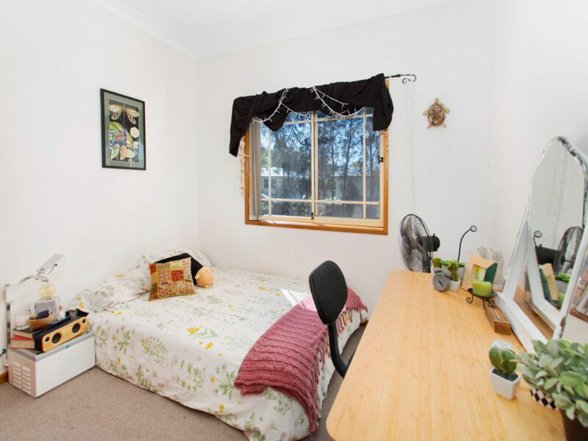 1/125b Koona st, ALBION PARK RAIL