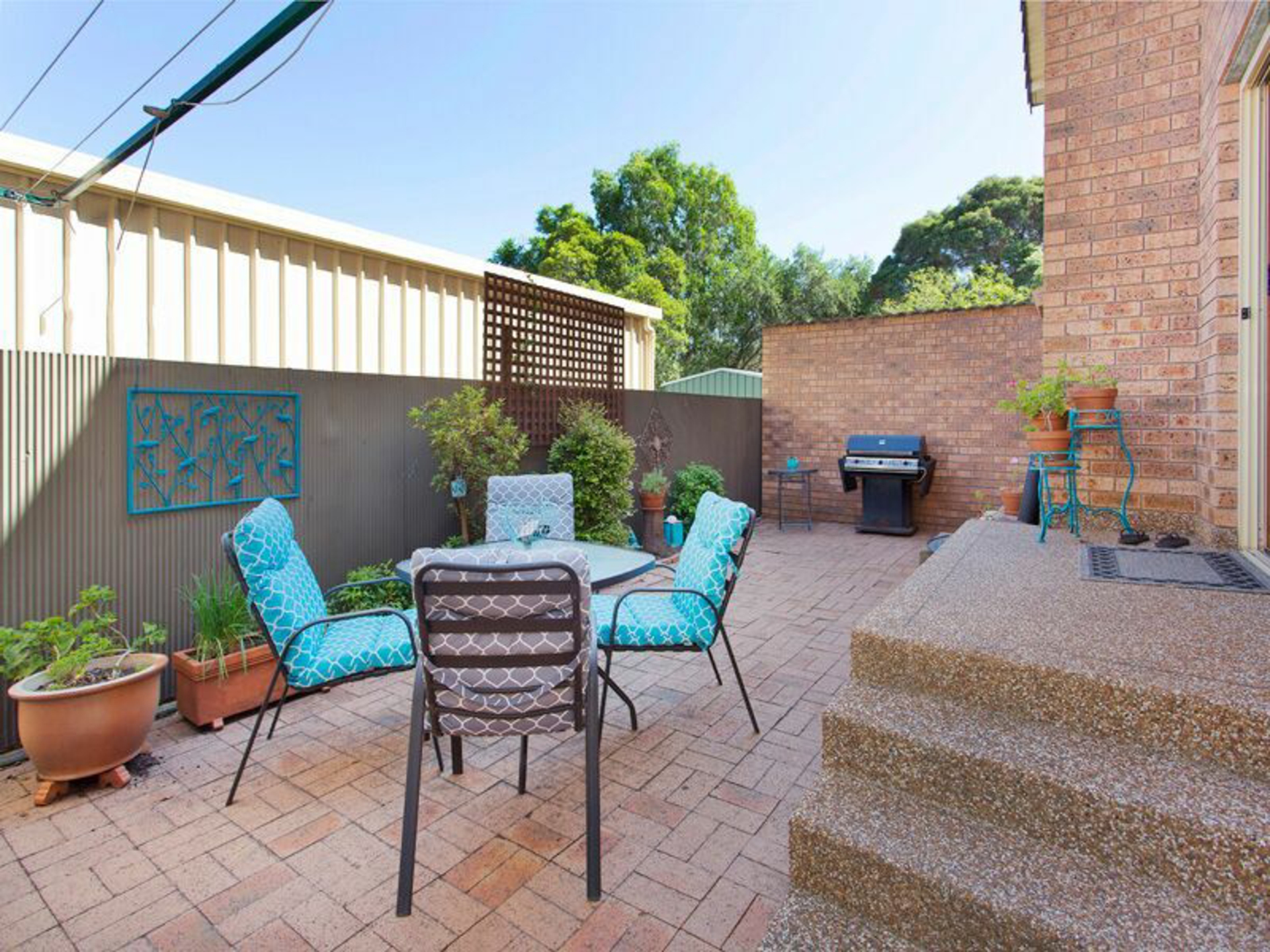 1/125b Koona st, ALBION PARK RAIL