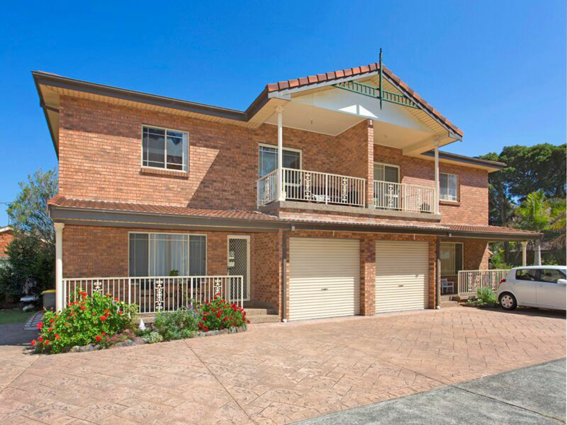 1/125b Koona st, ALBION PARK RAIL
