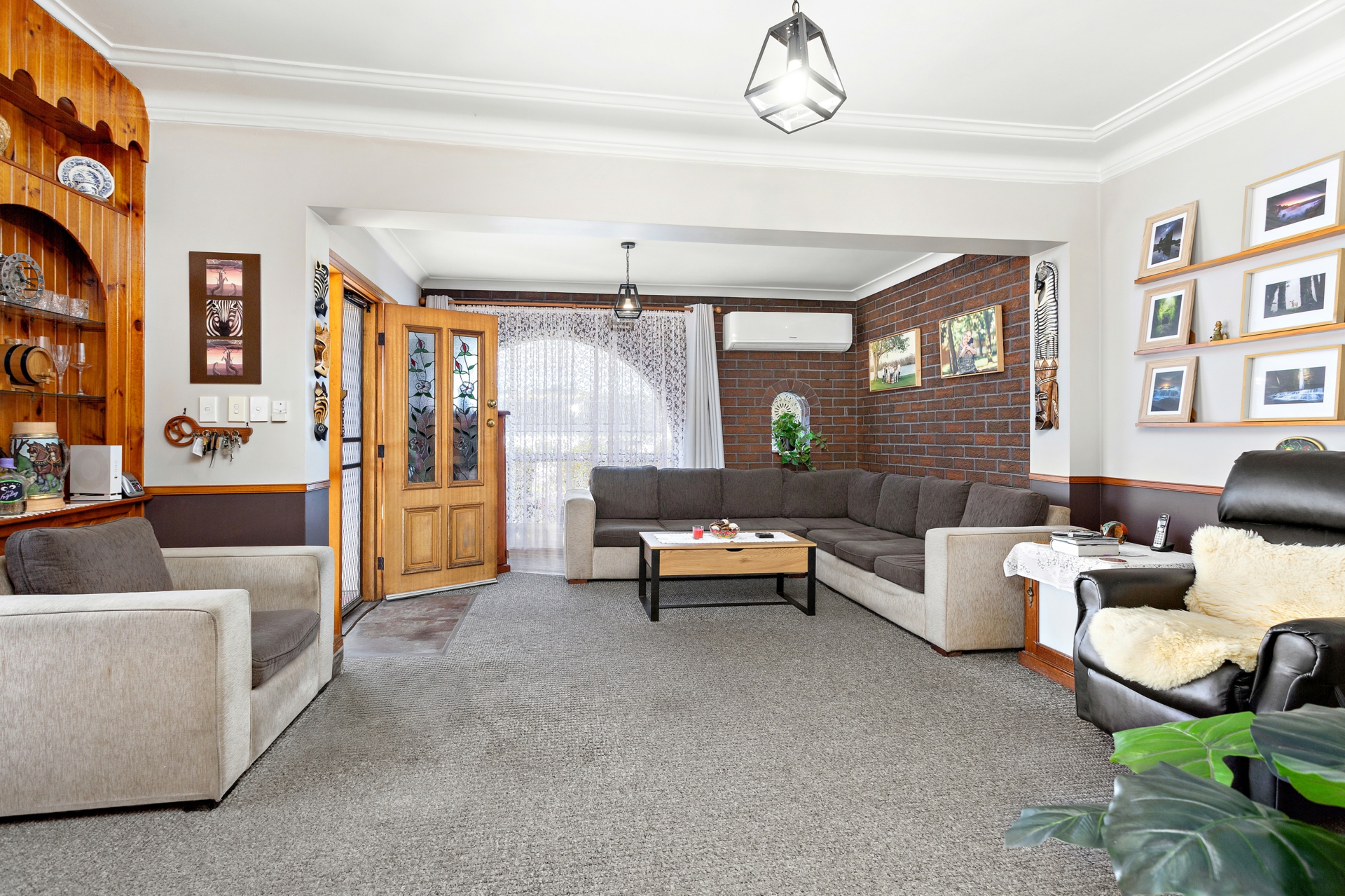 36 Kingston Street, OAK FLATS
