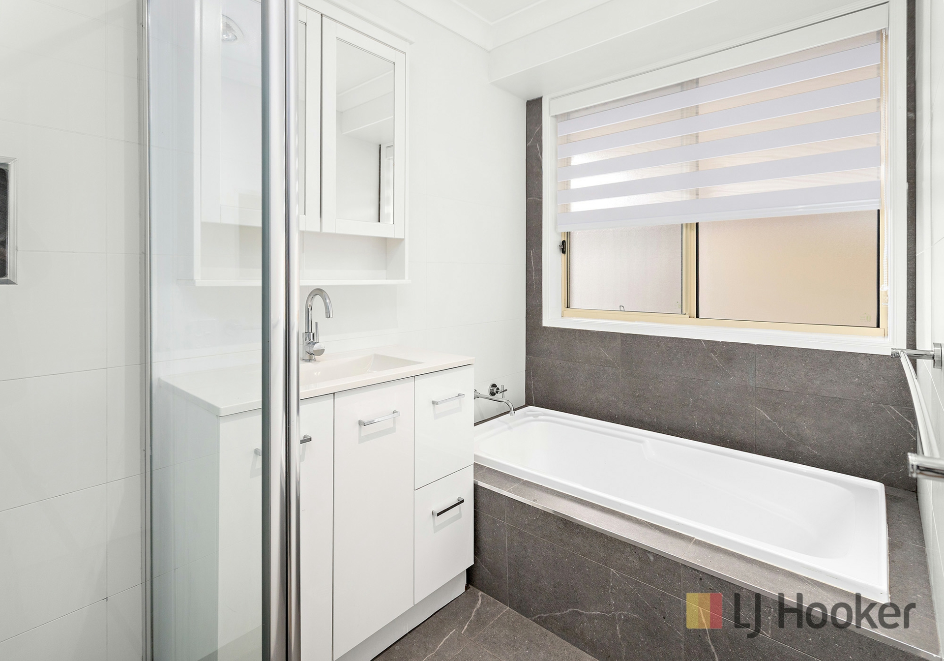35 Grey Street — photo 13 of 20