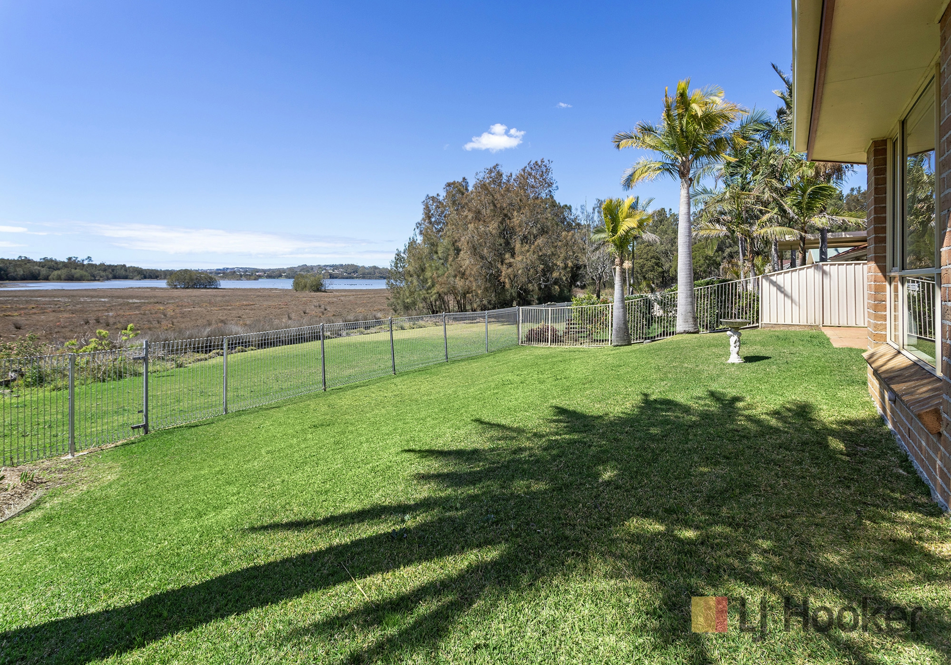 10 Shearwater Boulevard — photo 16 of 17