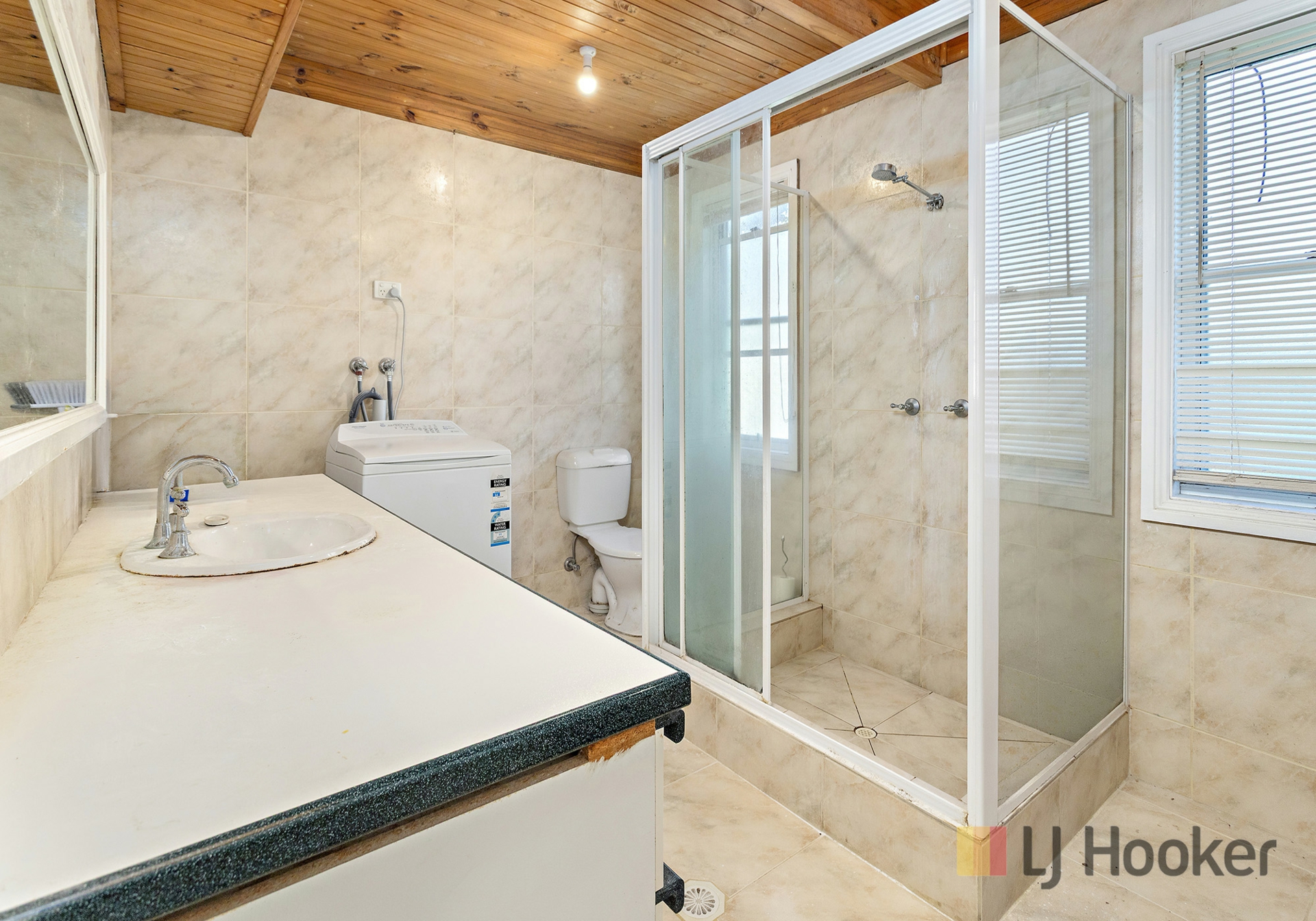 53 Thomas Street, — photo 9 of 12