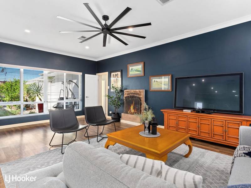 4 Ways Road, MANNINGHAM