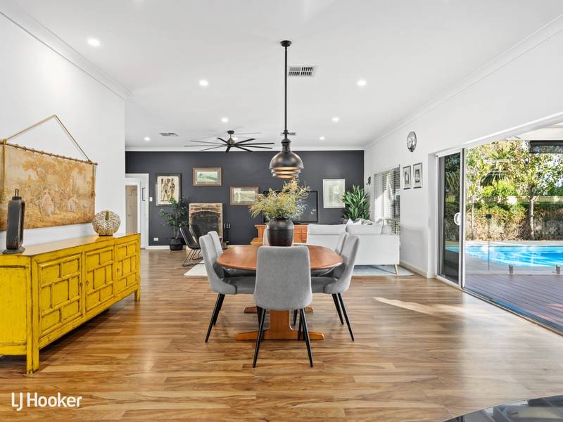 4 Ways Road, MANNINGHAM