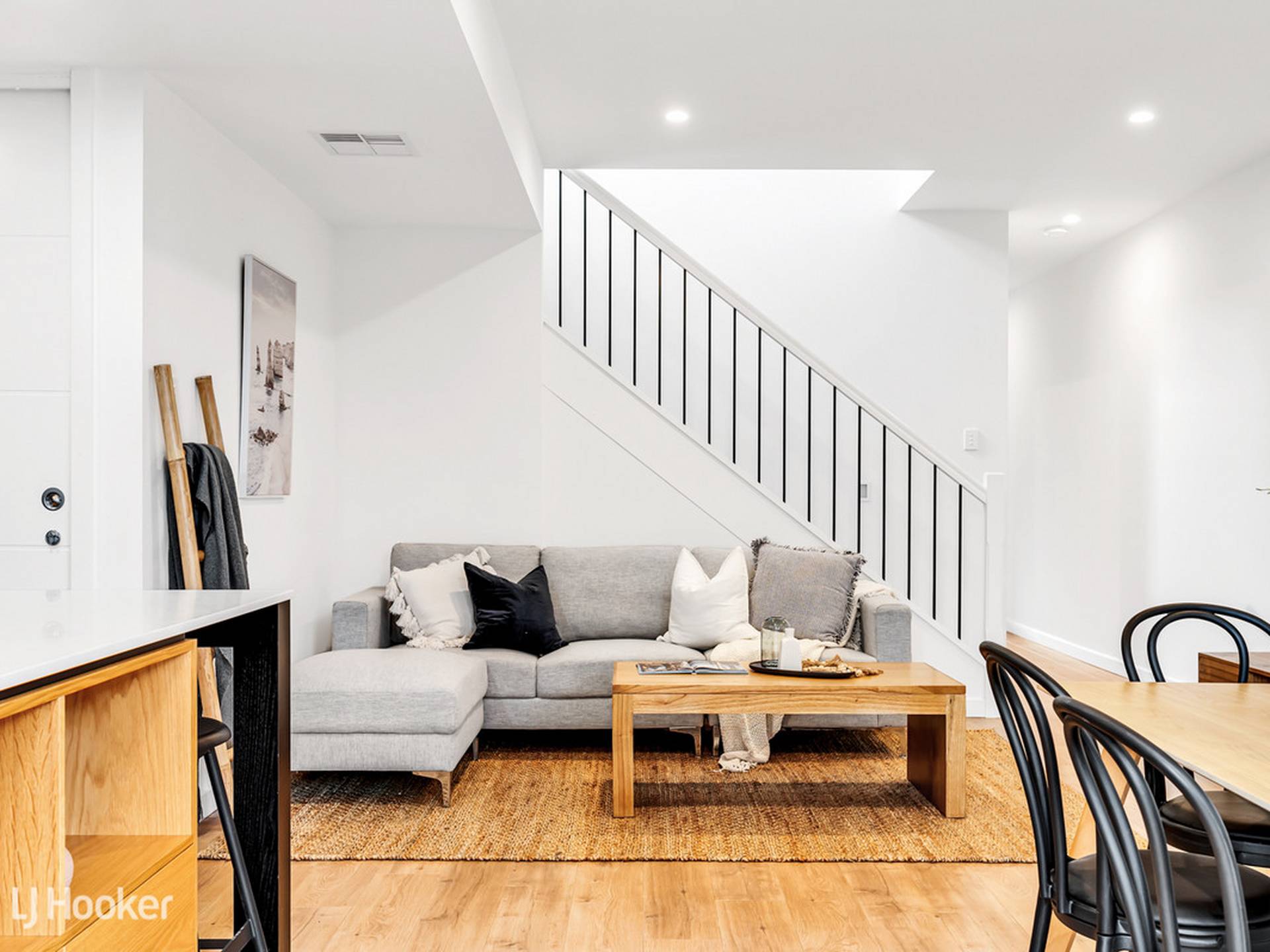 1A Douglas Grove, GLENELG NORTH