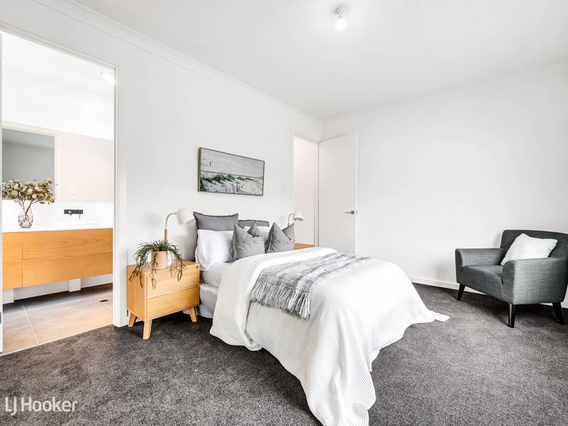 1A Douglas Grove, GLENELG NORTH