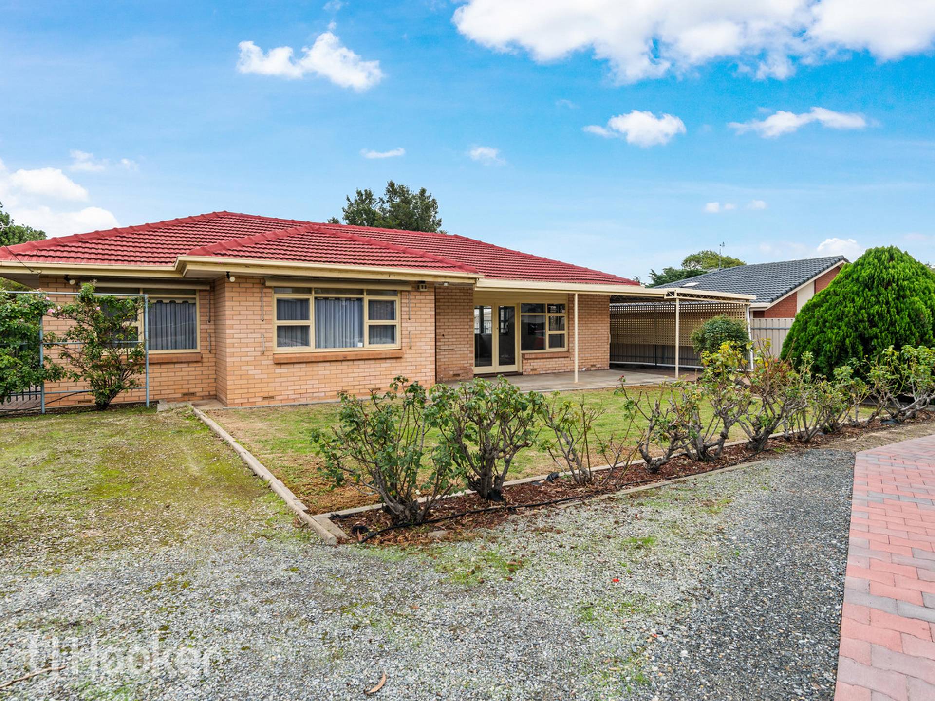 16 Russell Road Athelstone SA