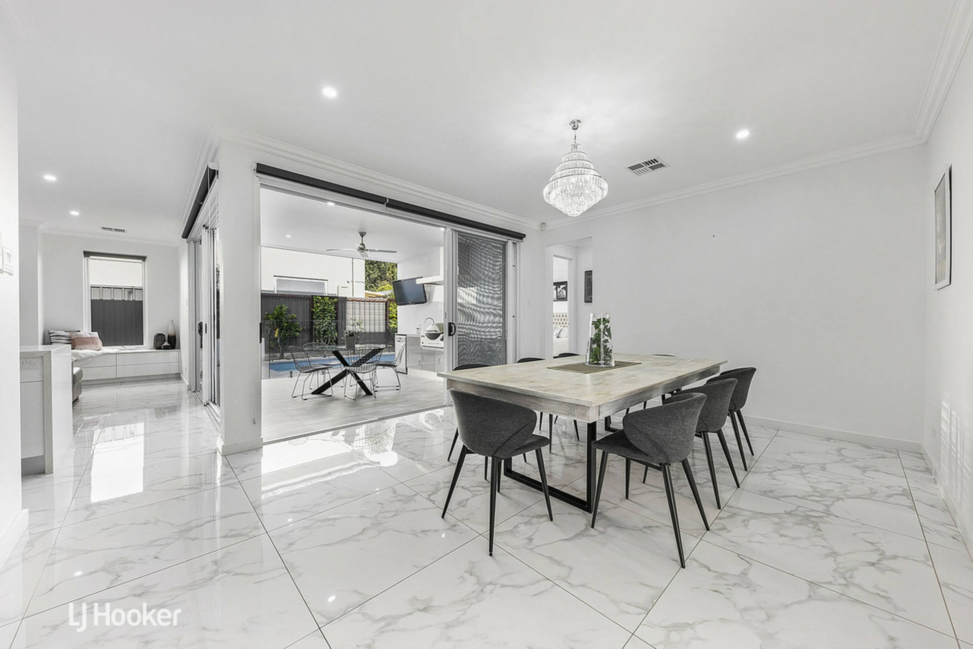 155 Sixth Avenue, ROYSTON PARK