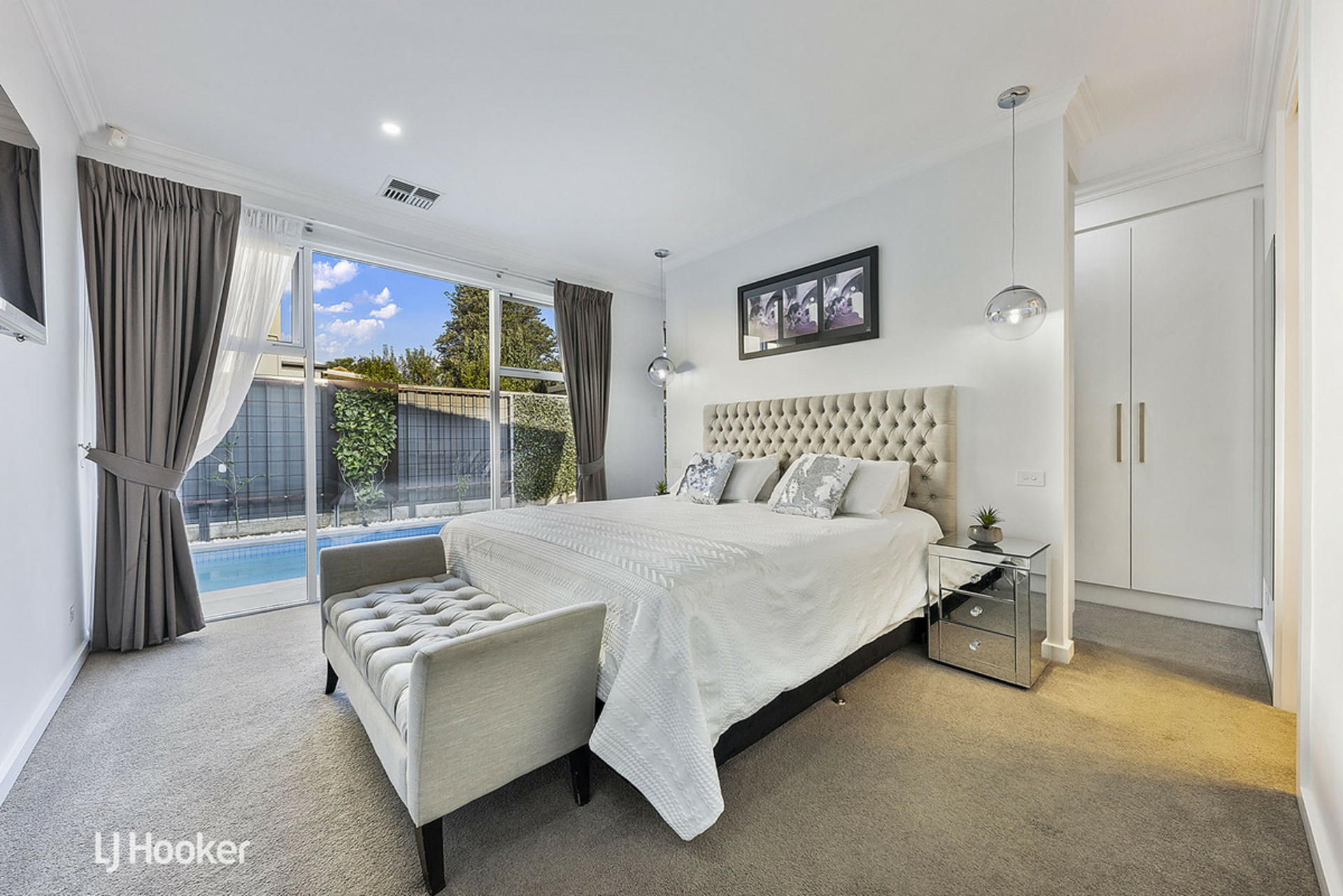155 Sixth Avenue, ROYSTON PARK