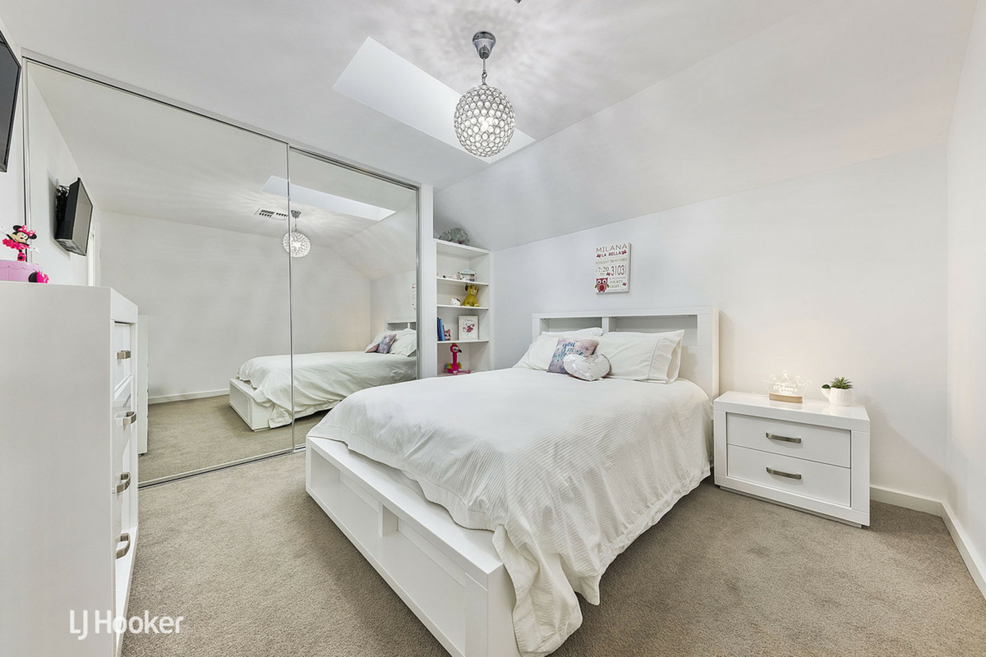 155 Sixth Avenue, ROYSTON PARK