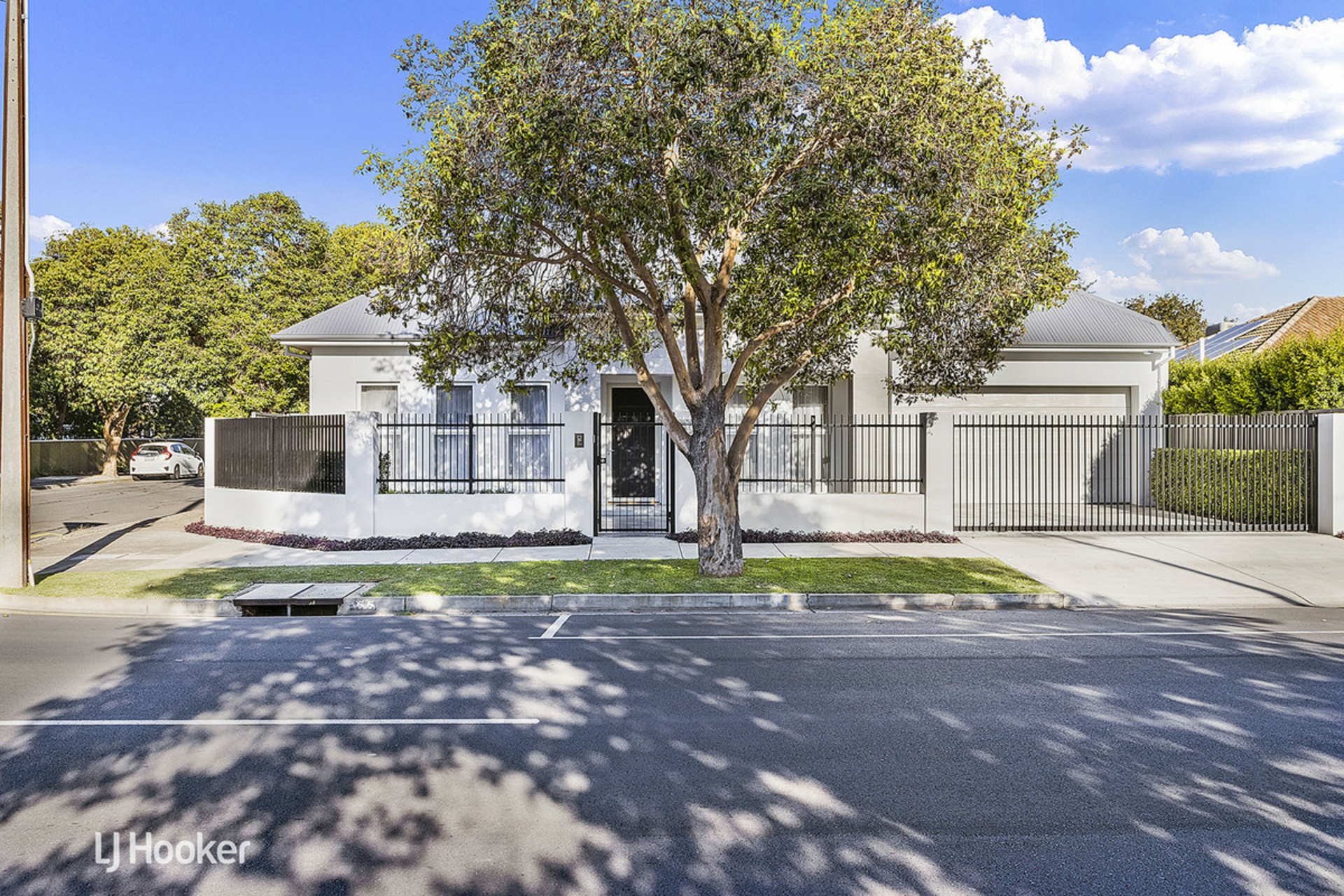 155 Sixth Avenue, ROYSTON PARK
