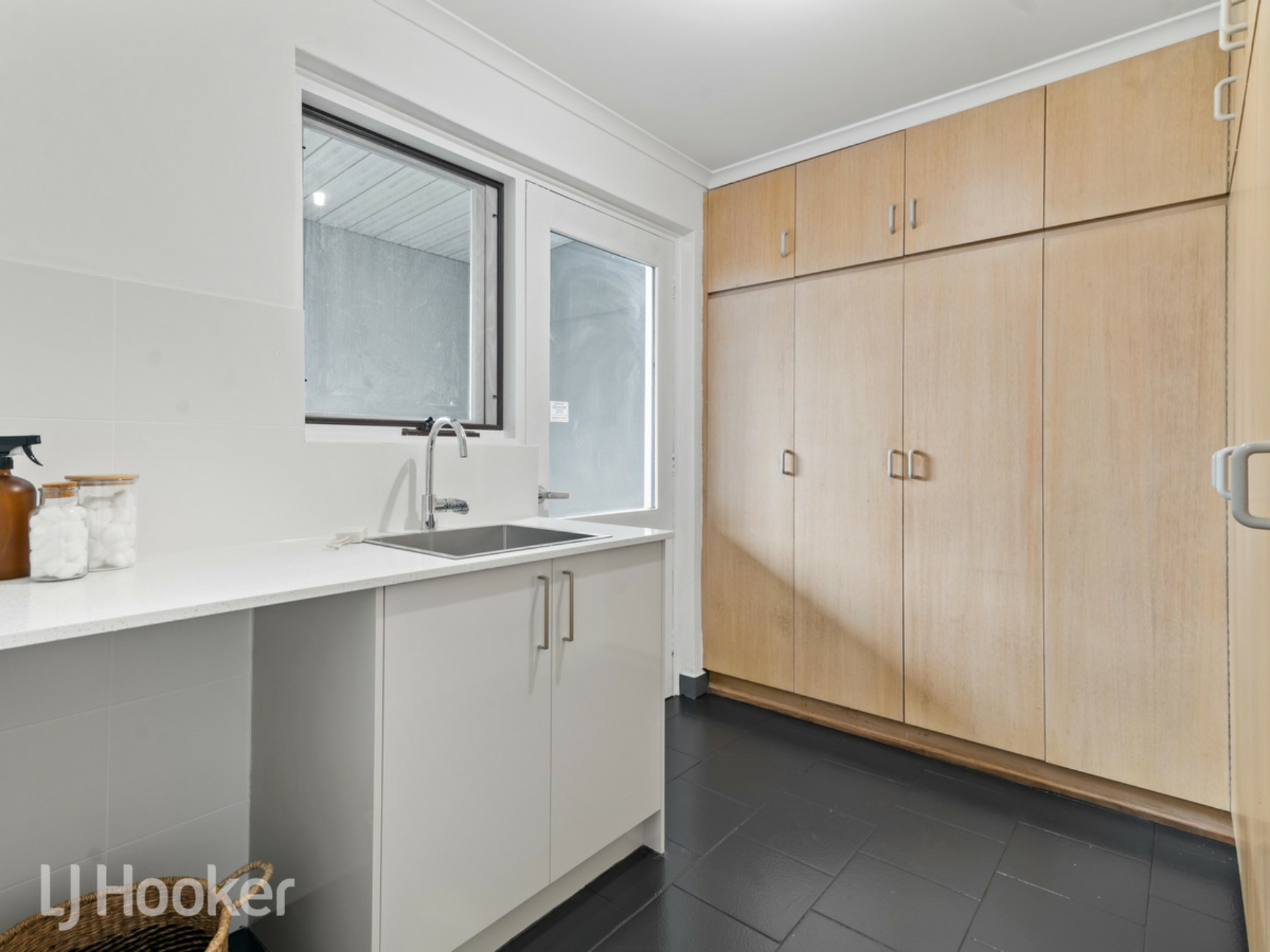 24 Sare Street, HECTORVILLE