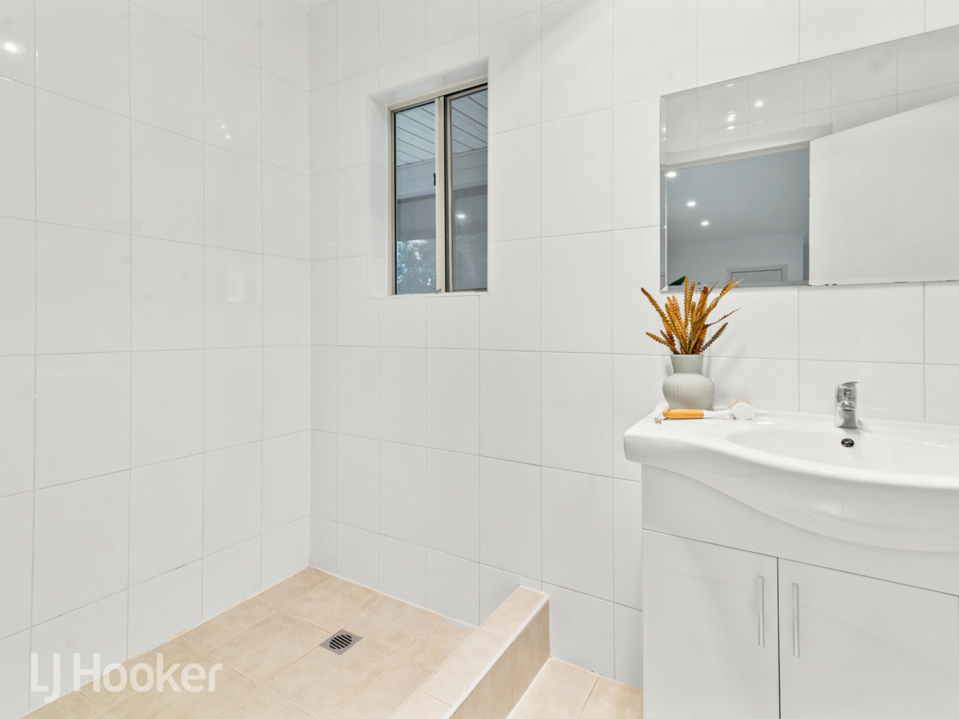 24 Sare Street, HECTORVILLE