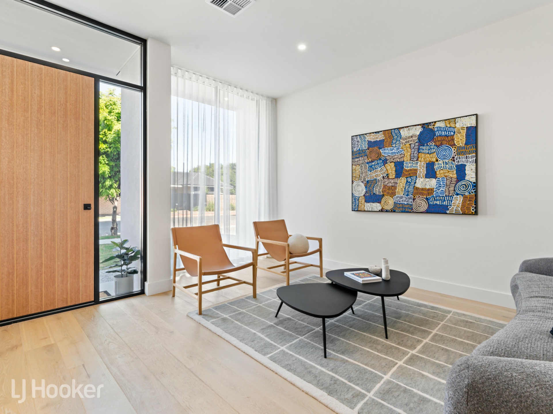 1 La Jolla Avenue, FULHAM