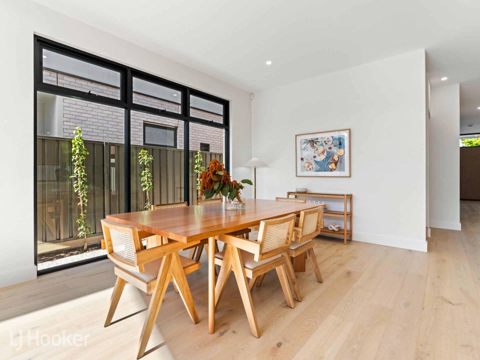 1 La Jolla Avenue, FULHAM
