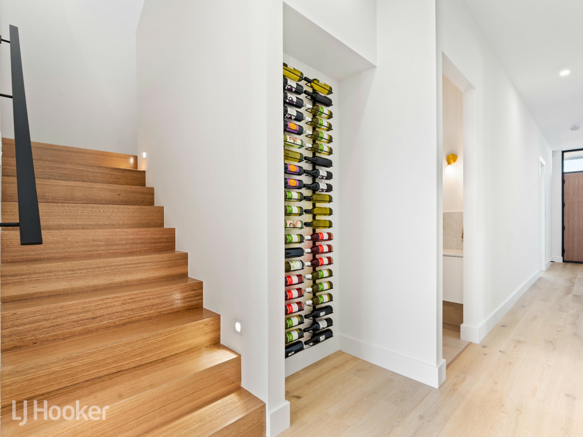 1 La Jolla Avenue, FULHAM
