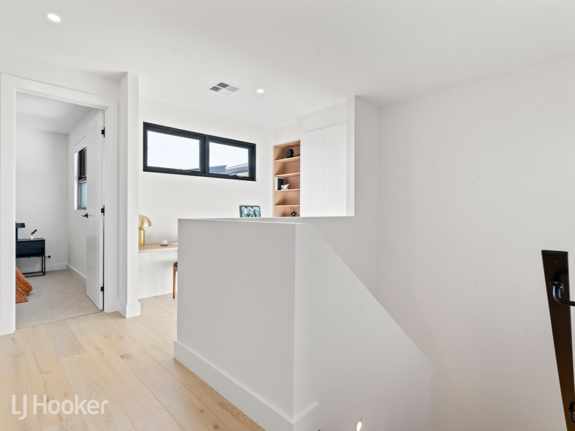 1 La Jolla Avenue, FULHAM