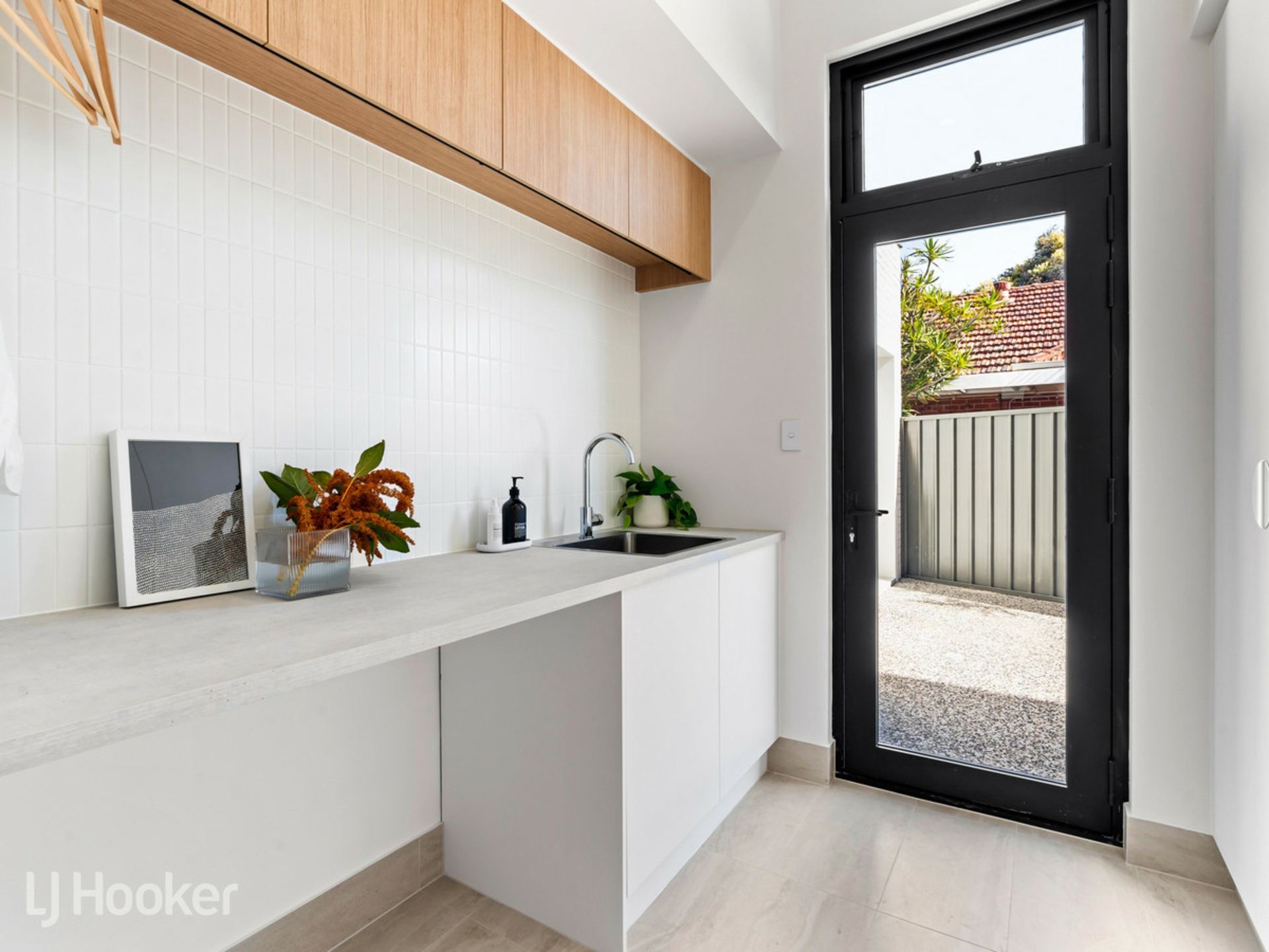 1 La Jolla Avenue, FULHAM
