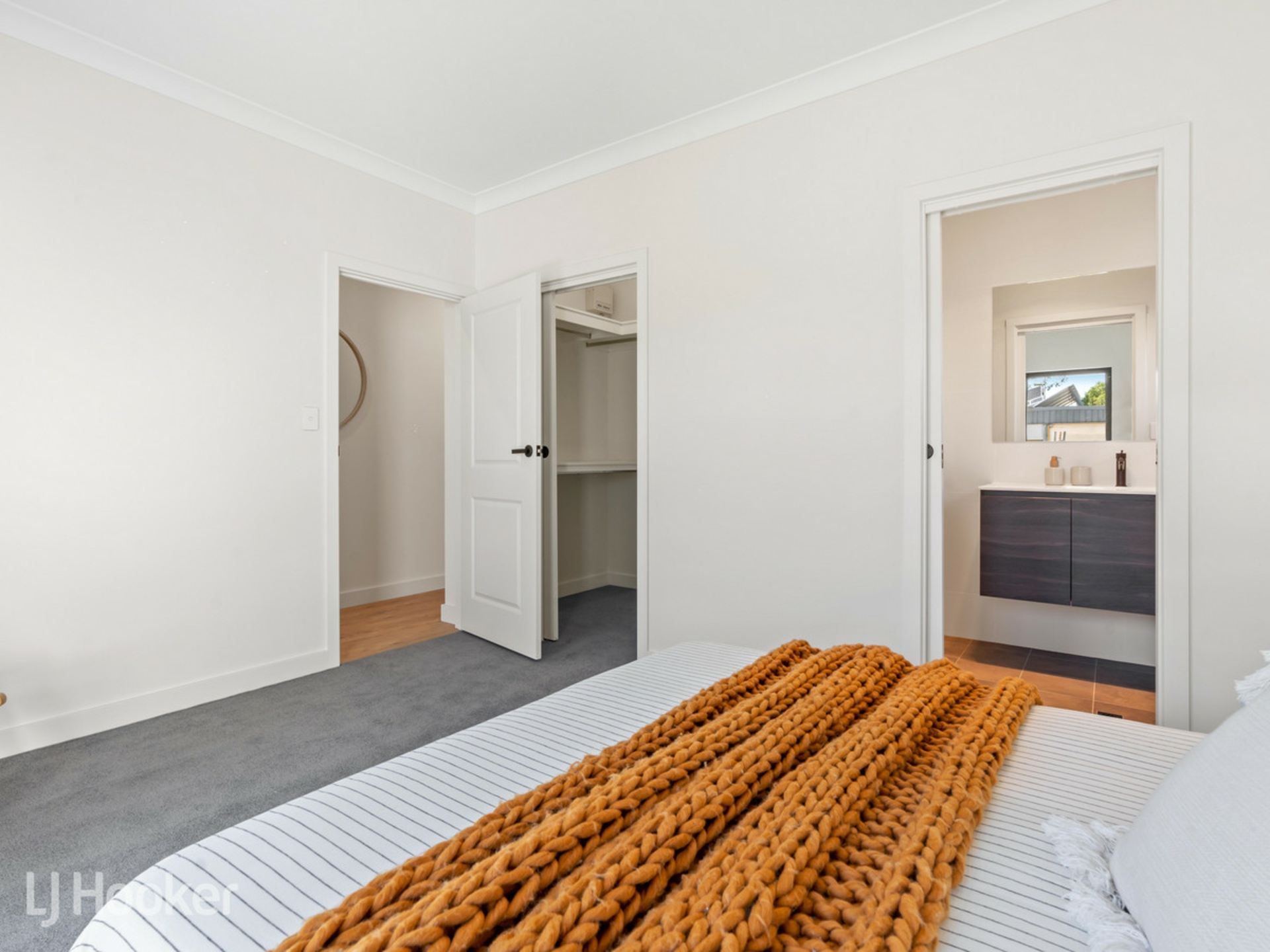 1B Braeside Avenue, HOLDEN HILL