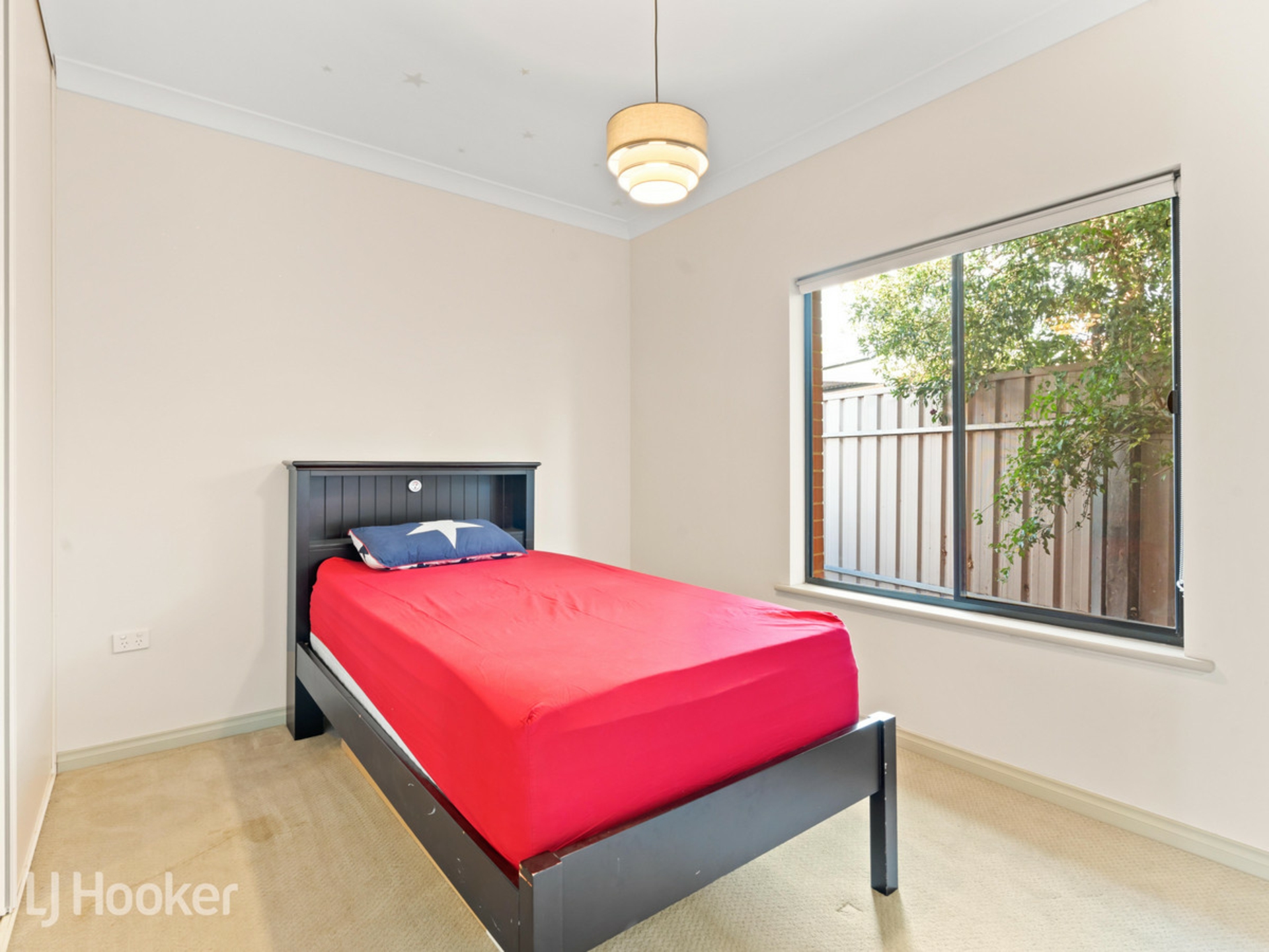 13A Melinda Crescent, PARADISE