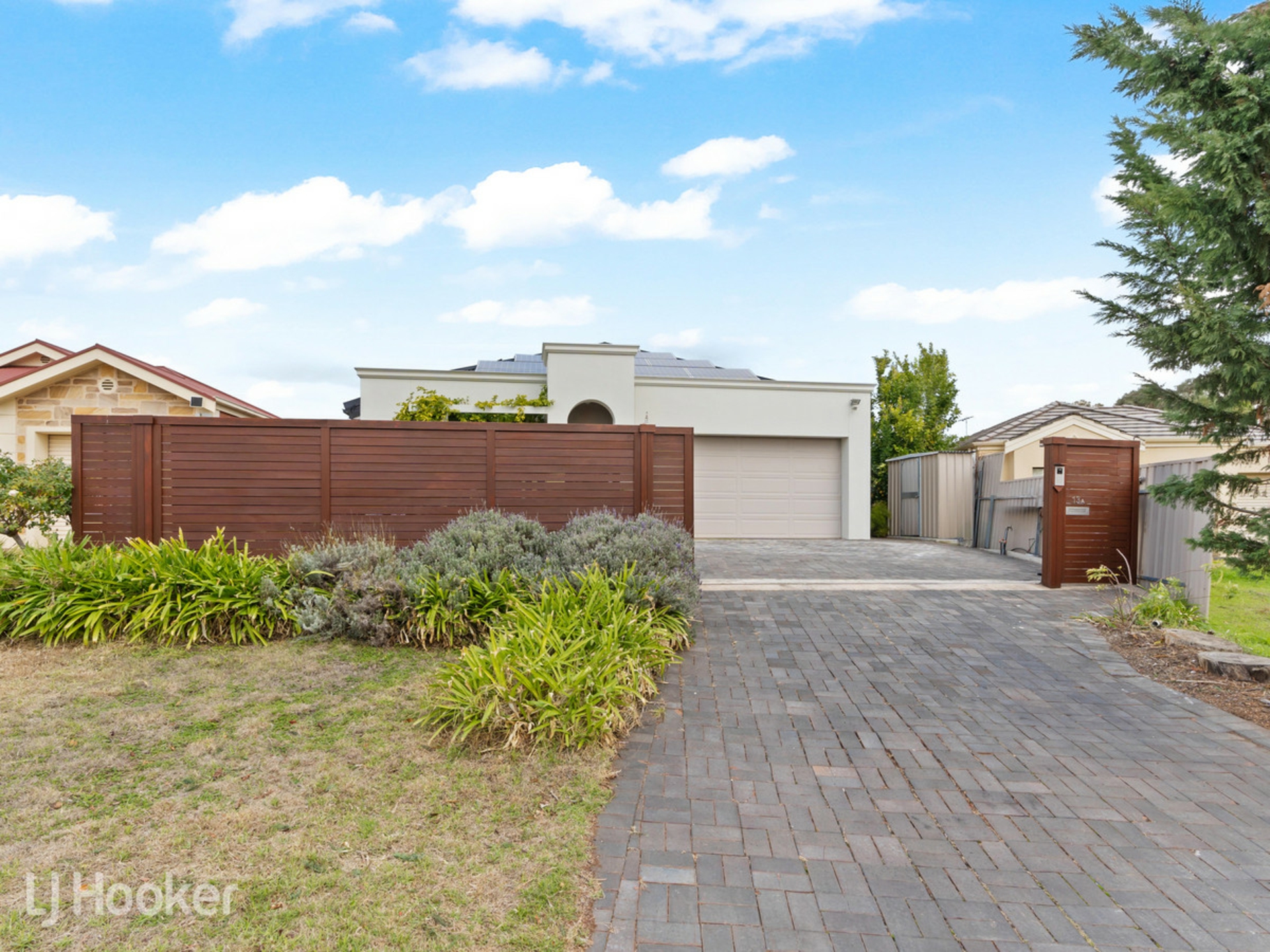 13A Melinda Crescent, PARADISE