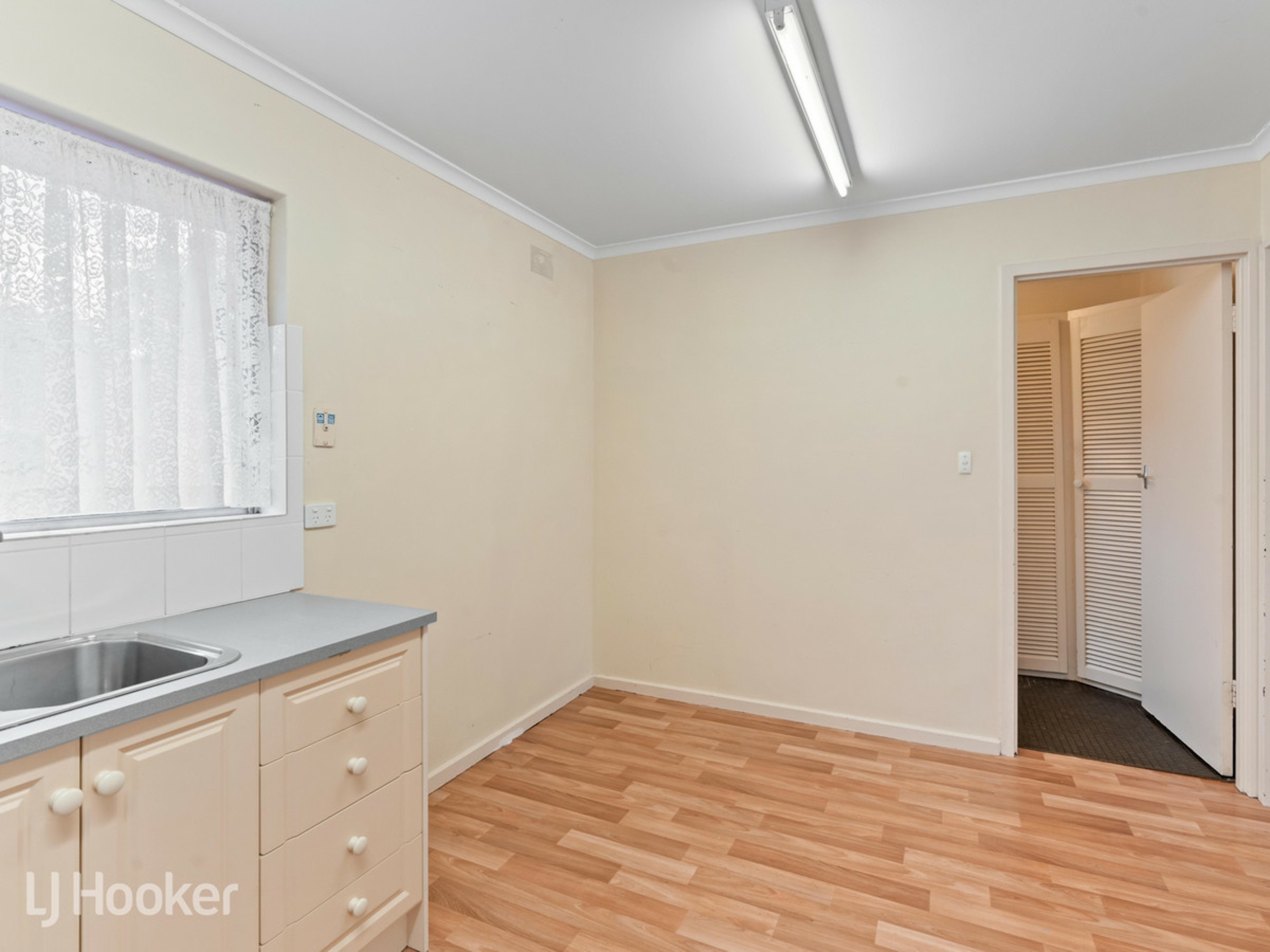 43B Brookvale Road, WINDSOR GARDENS