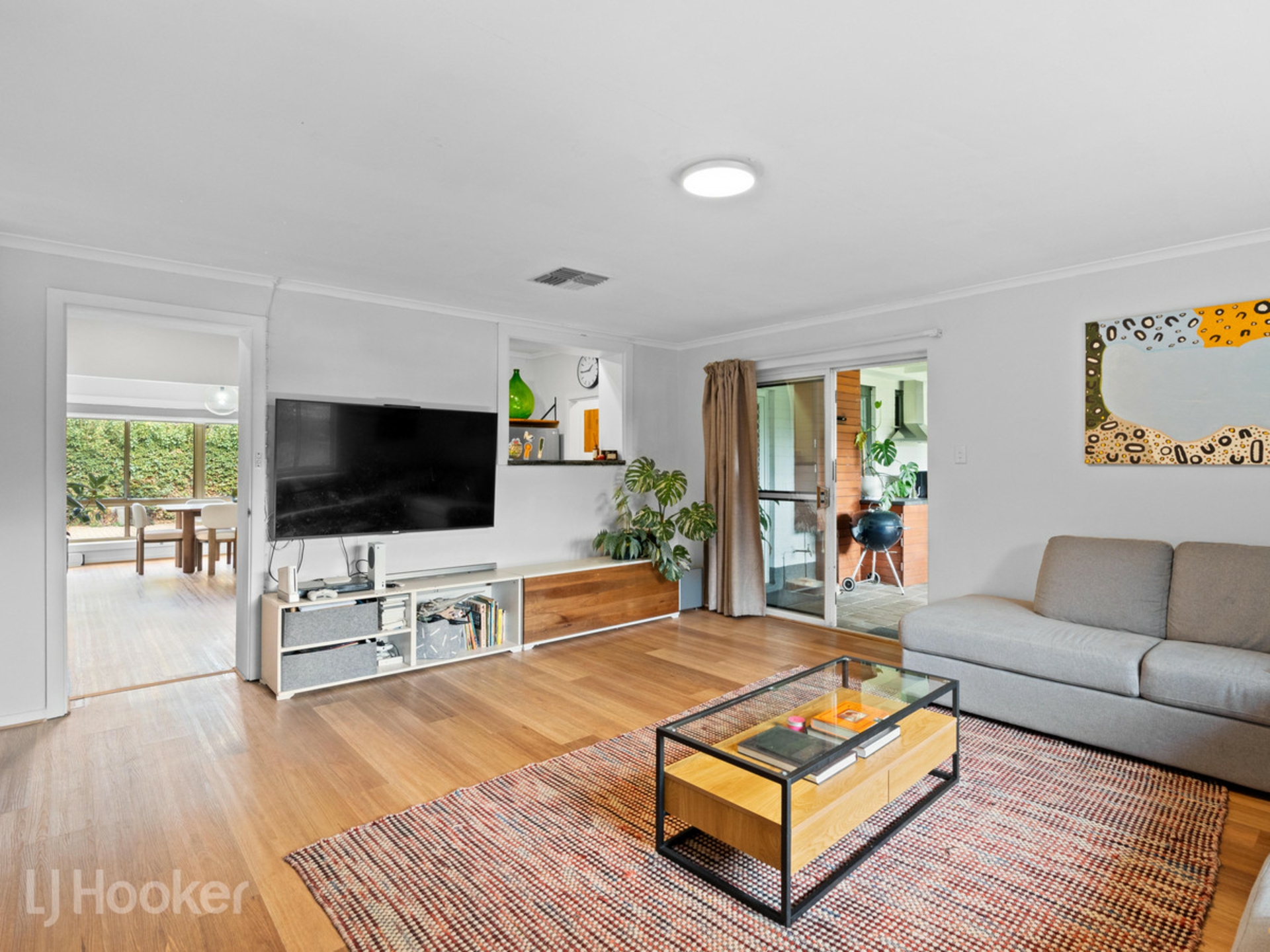 16 Tindara Avenue, WINDSOR GARDENS