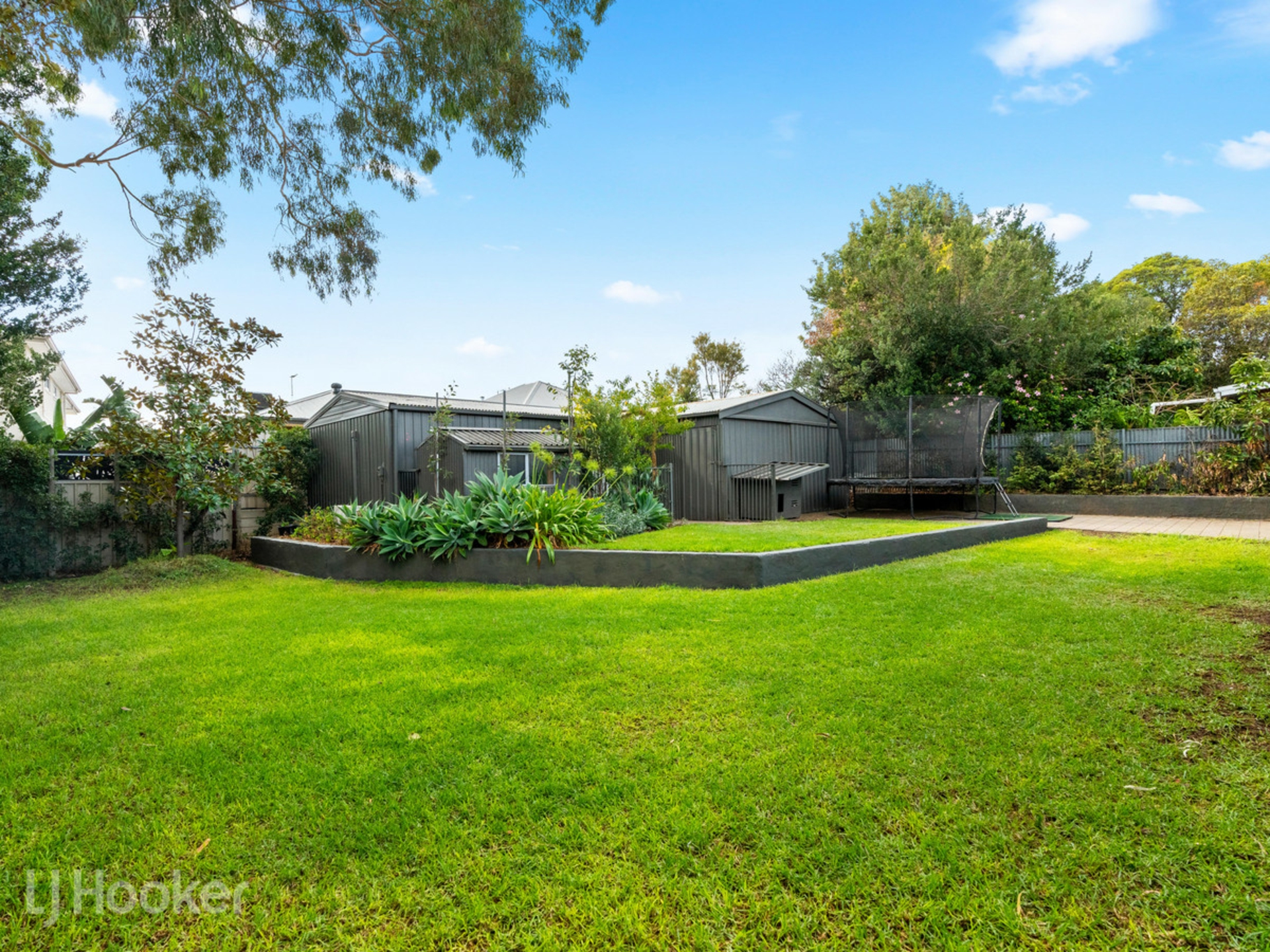 16 Tindara Avenue, WINDSOR GARDENS