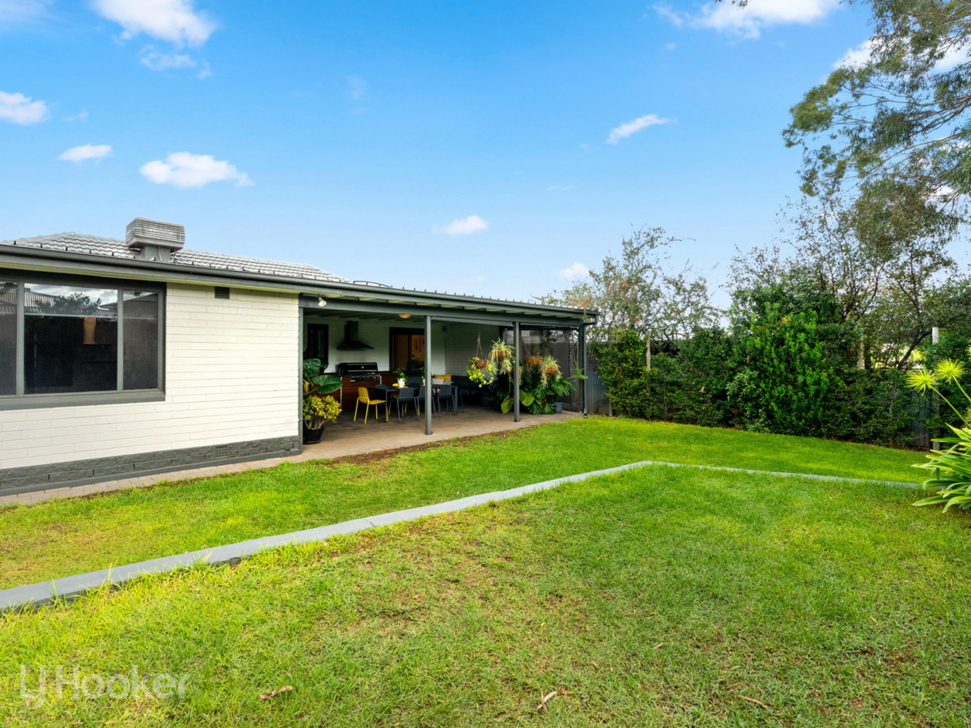 16 Tindara Avenue, WINDSOR GARDENS