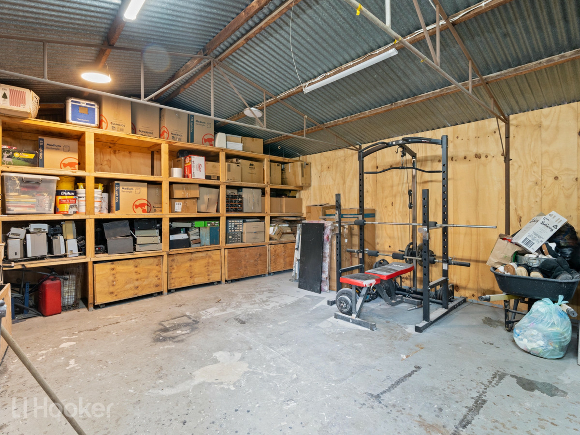 16 Tindara Avenue, WINDSOR GARDENS