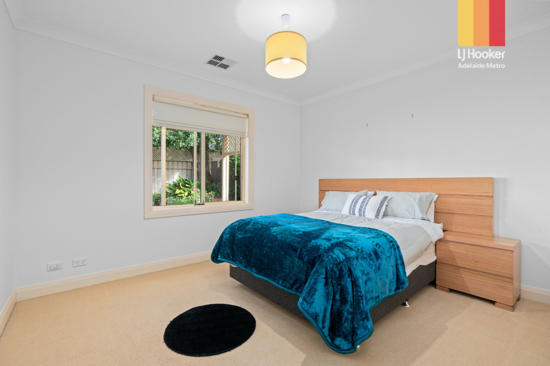24 Roslind Street — photo 12 of 19