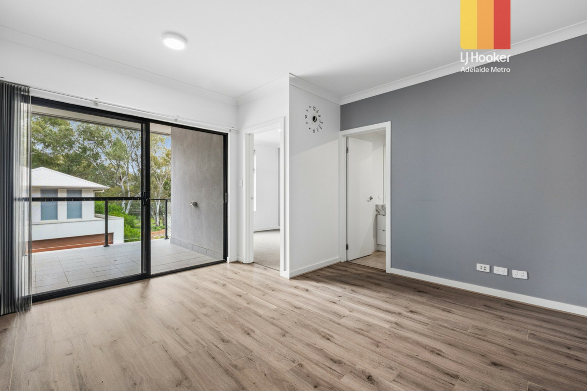 18/9 Arabella Court — photo 9 of 19