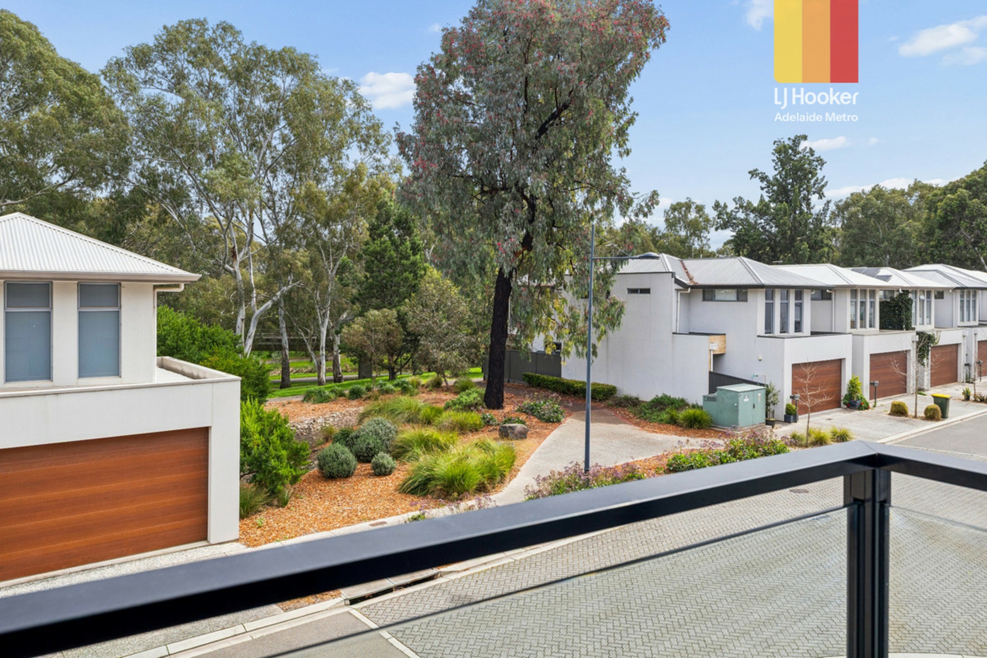 18/9 Arabella Court — photo 11 of 19