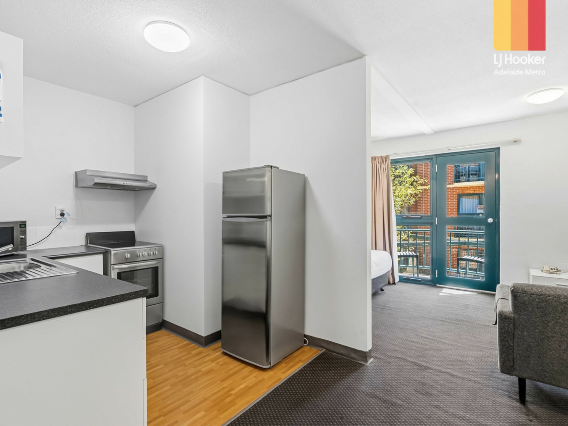 107/255 Hindley Street — photo 2 of 11