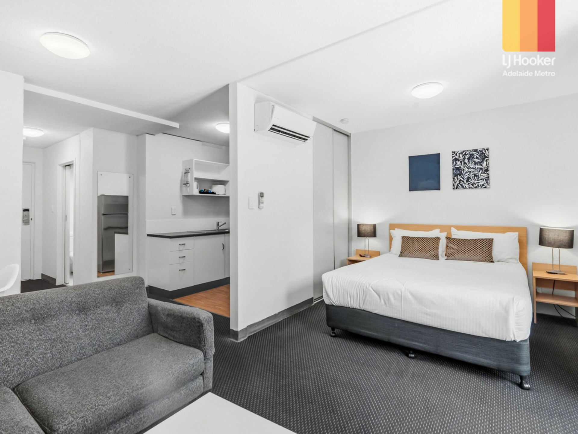 107/255 Hindley Street — photo 4 of 11